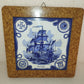 Piastrelle Decorativa raffigurante Caravella Portoghese
In Ceramica Su Supporto In Sughero