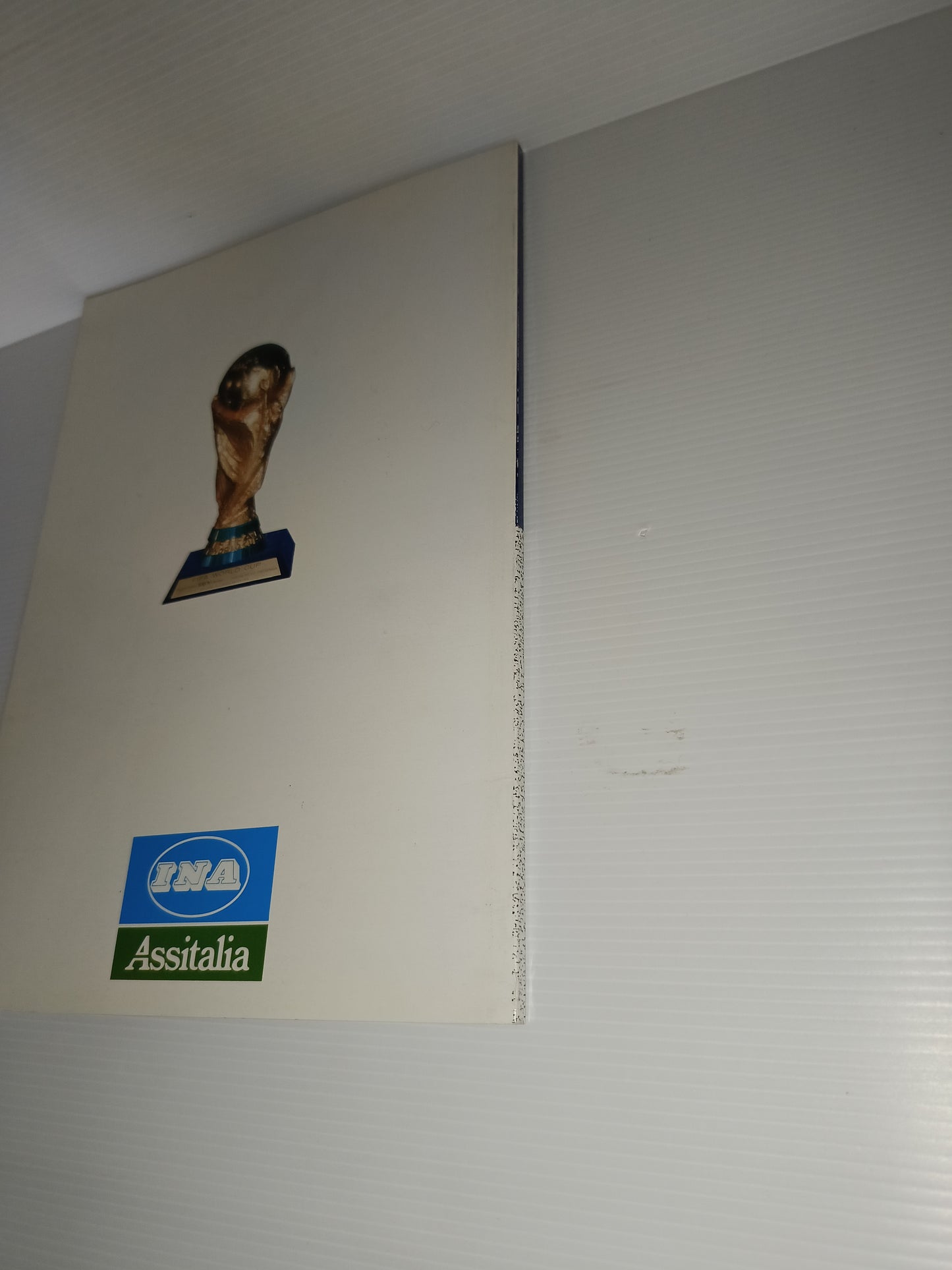 Azzurri Storia Nazionale Italiana a Fumetti Italia 90 INA Assitalia