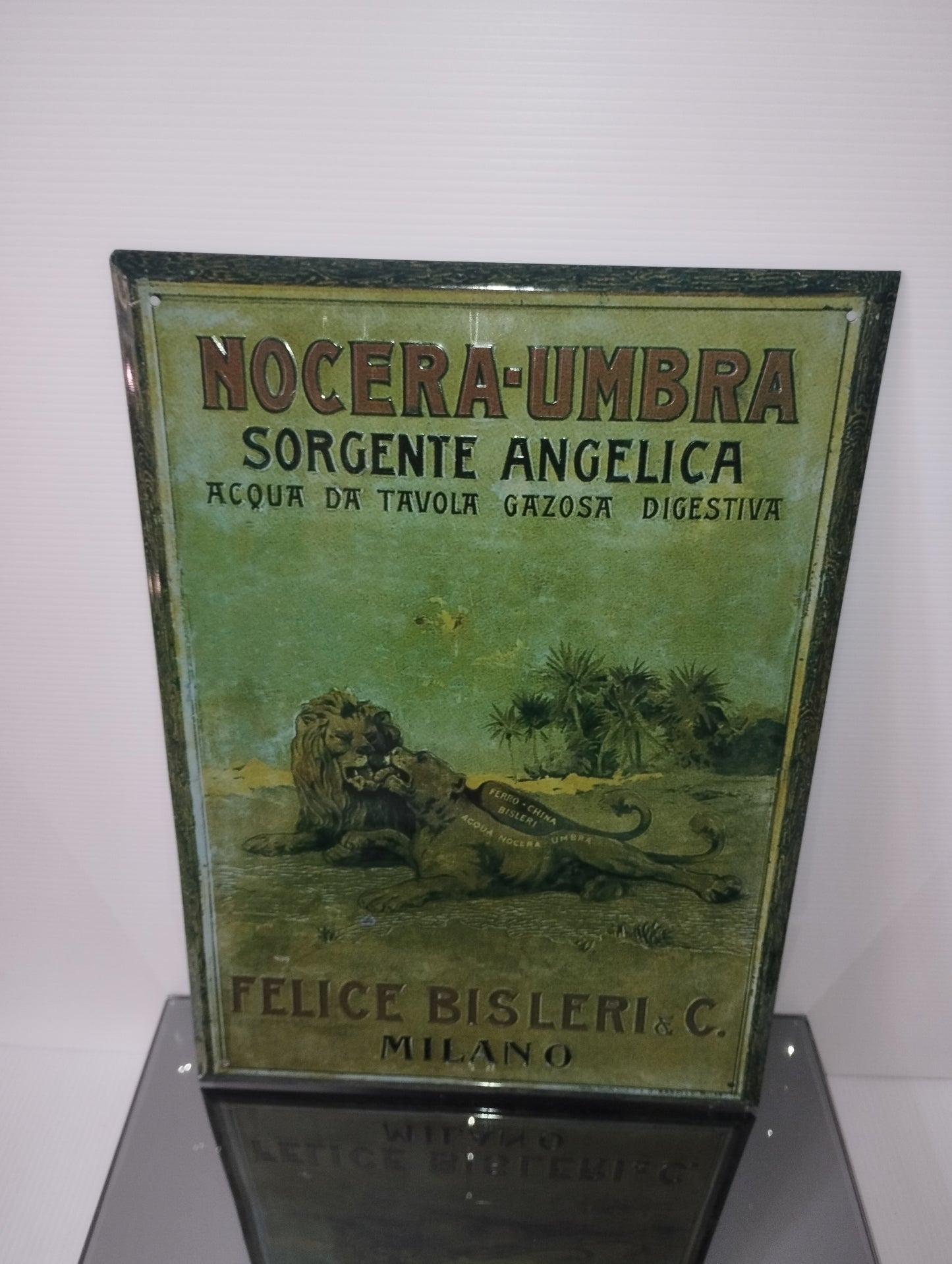 Targa In Metallo Felice Bisleri Milano
Misure 34 x 24 cm
Trattasi di Riproduzione