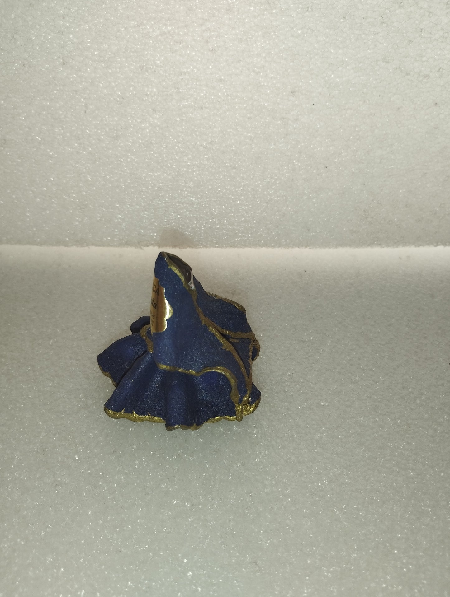 Statuina Arte Sarda Barumini Cuccu P.
In Ceramica