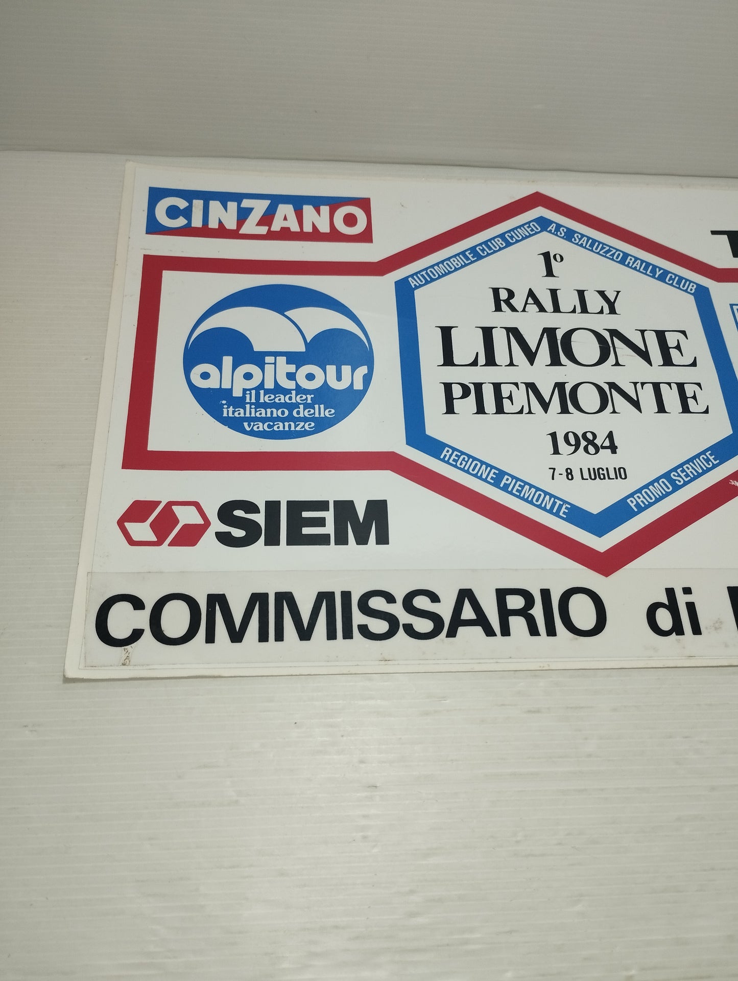 1° Rally Limone Piemonte 1984 Adesivo Originale
Misure 39x24 Cm circa