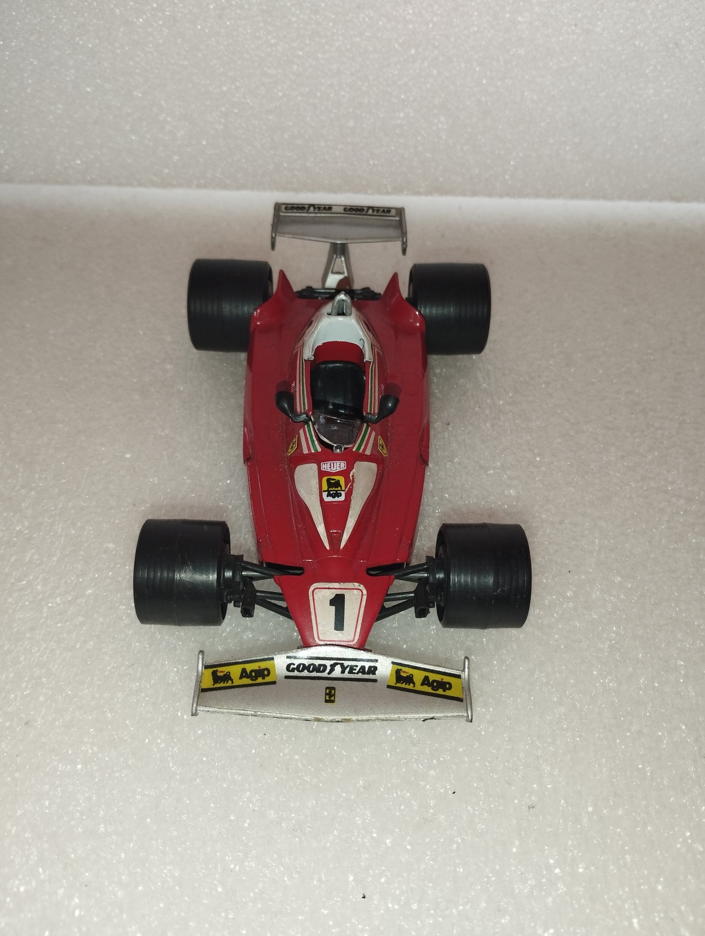 Ferrari 312T2 Niki Lauda
Prodotta nel 1976 da Polistil art.FX9
Scala 1:25