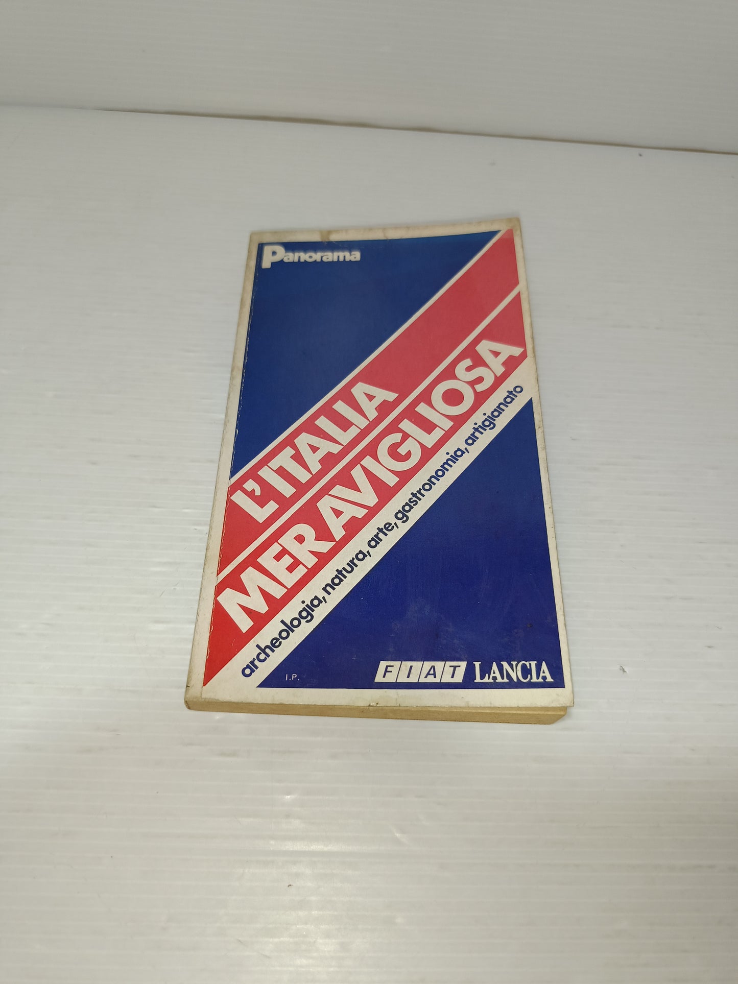 Guida L' Italia Meravigliosa Panorama Fiat Lancia
Edita nel 1983 da Arnoldo Mondadori