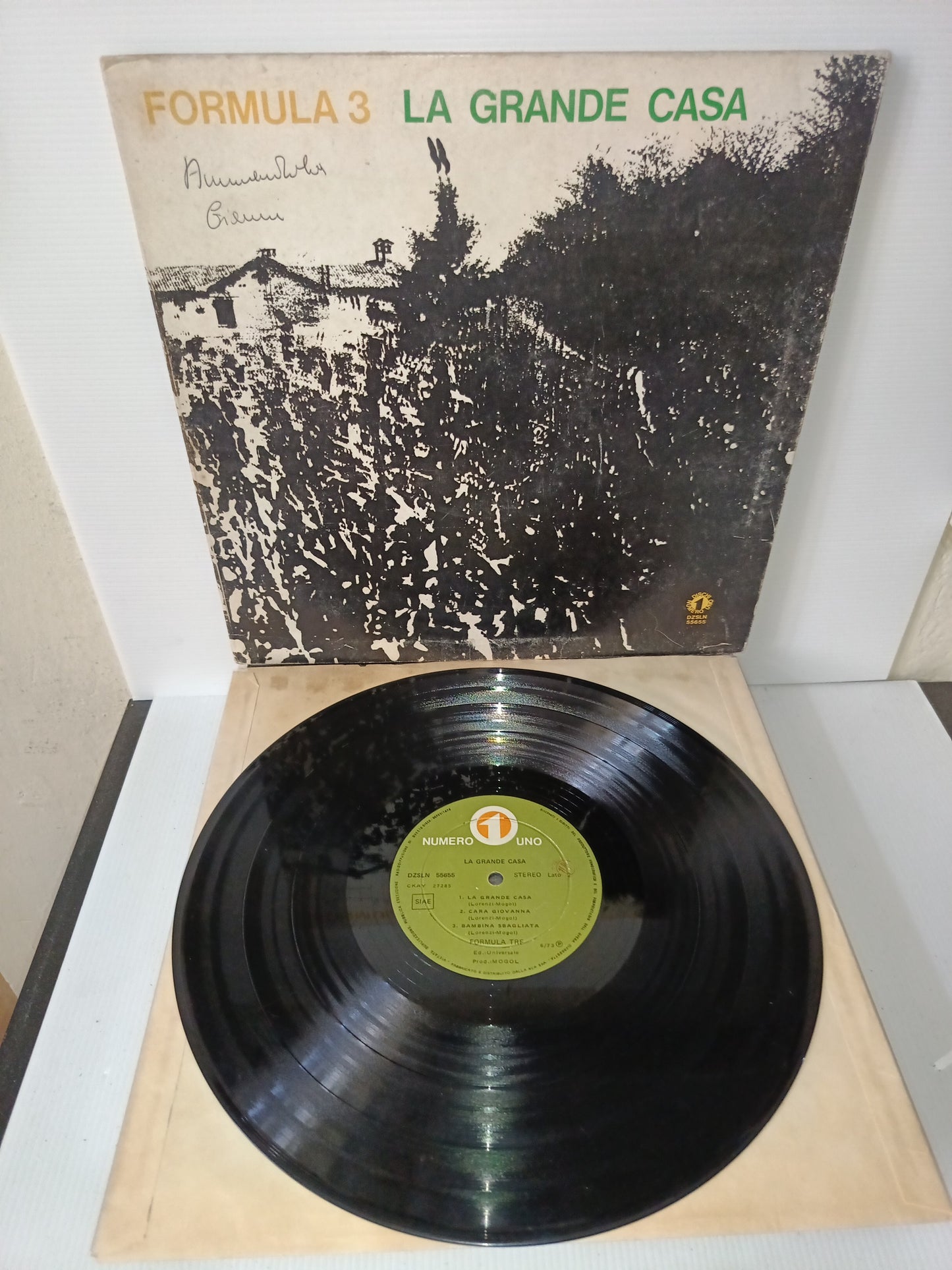 La Grande Casa Formula 3 Lp 33 Giri Edito nel 1973 da dischi Numero Uno Cod.DZSLN 55655