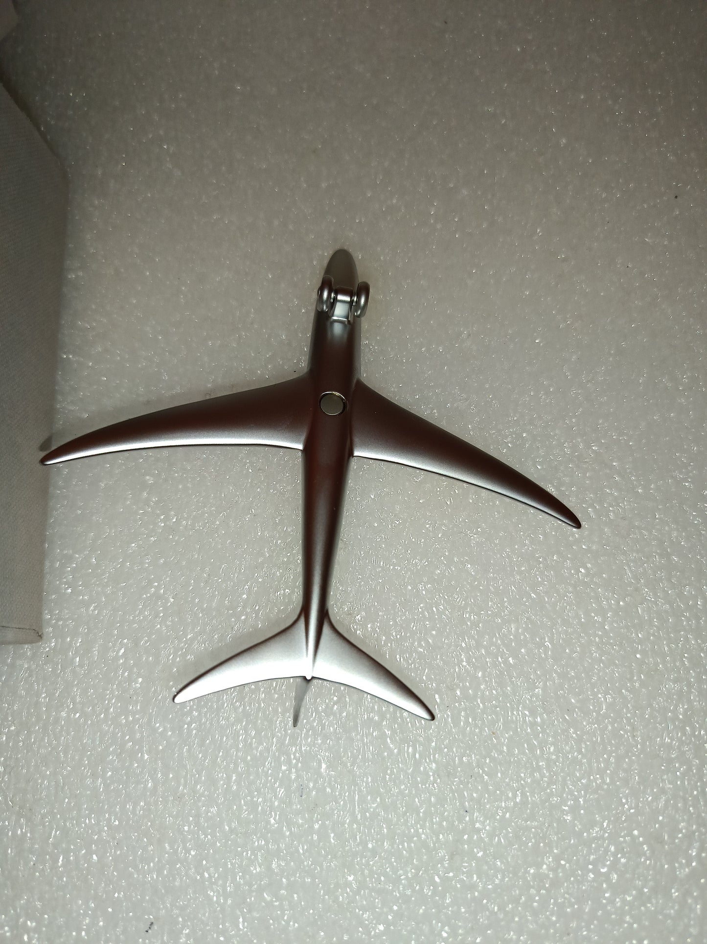 Aereo Stilizzato In Metallo Meta Morphose