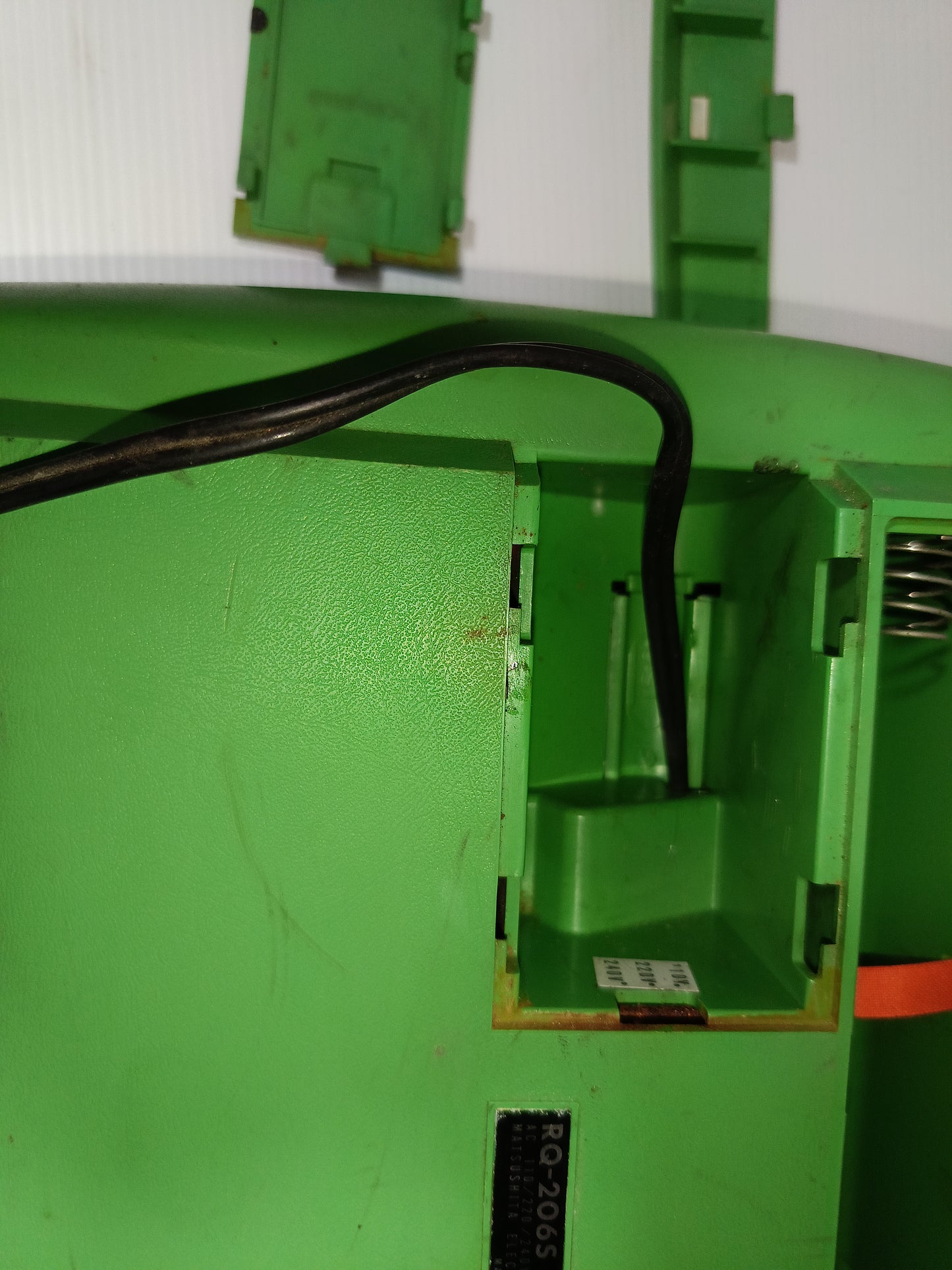 Registratore/Lettore Musicassette National RQ-206S
Made in Japan Non funzionante