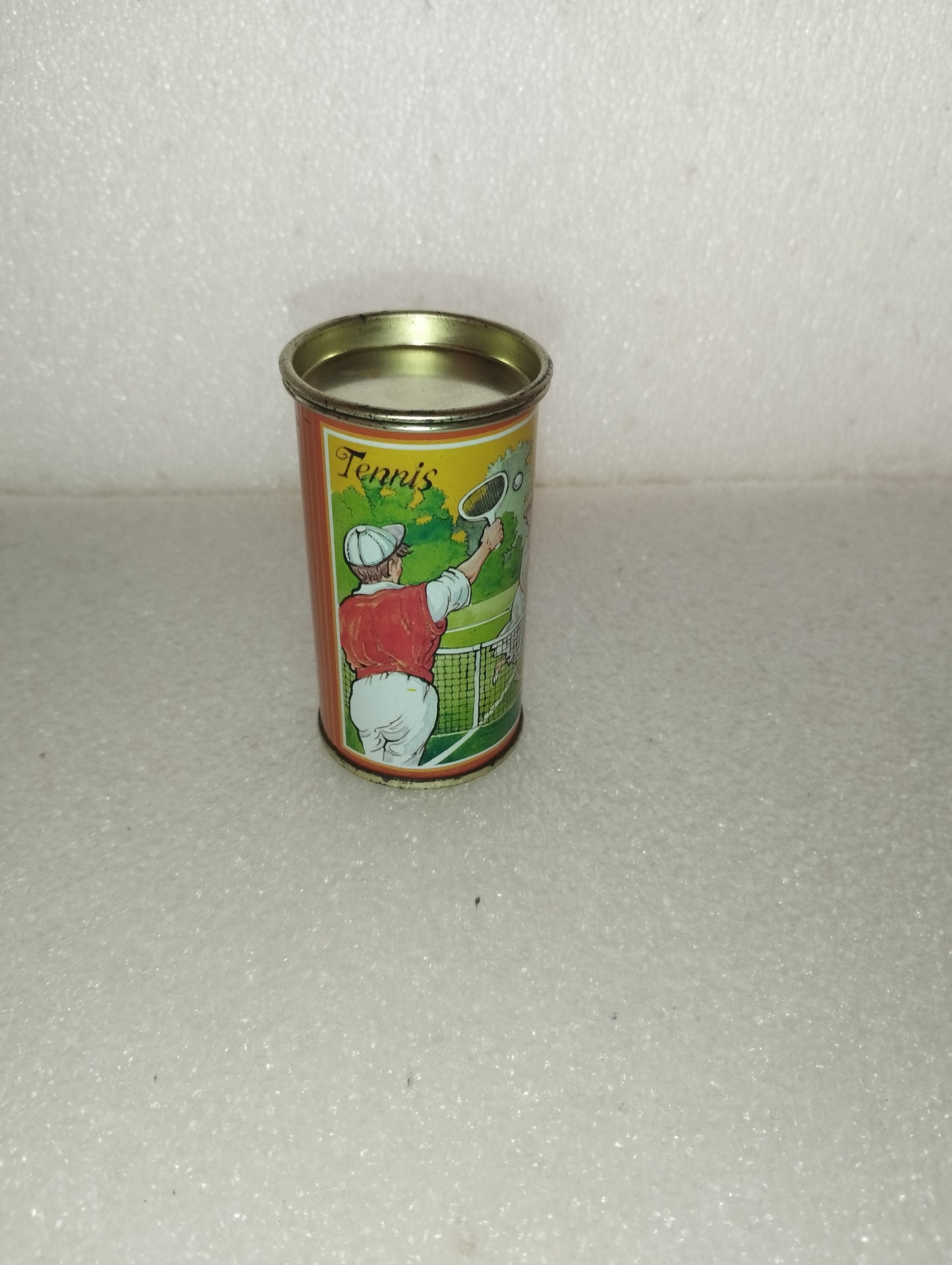 Vergani Scatolina In Latta
Soggetto immagine Tennis
Vintage