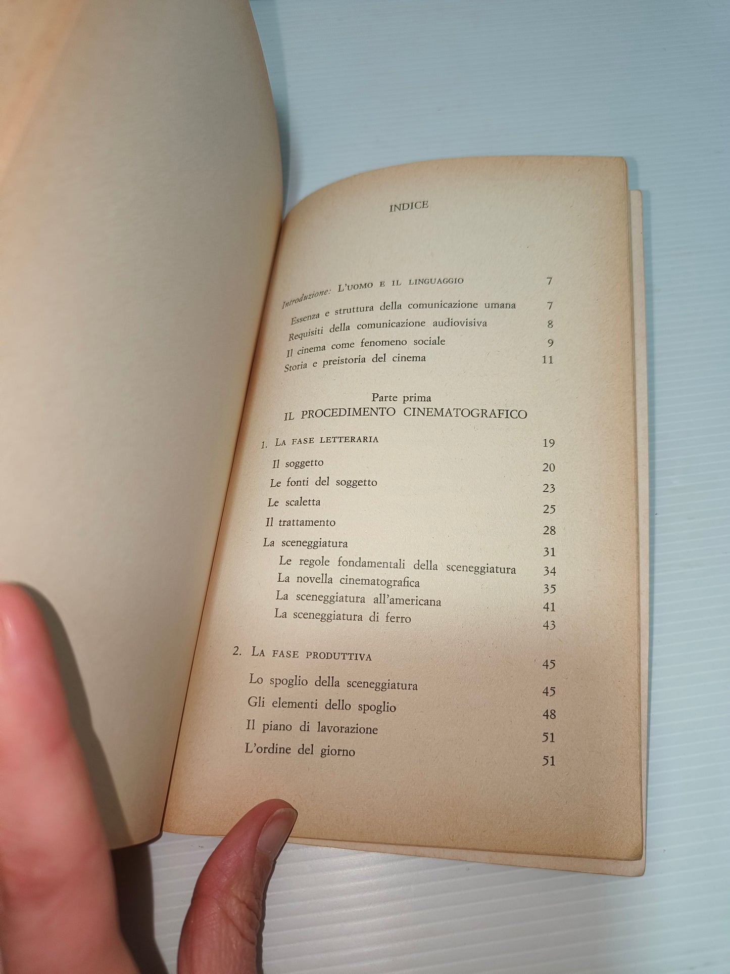 Libro Linguaggio e tecnica cinematografica, 1978 LEGGI