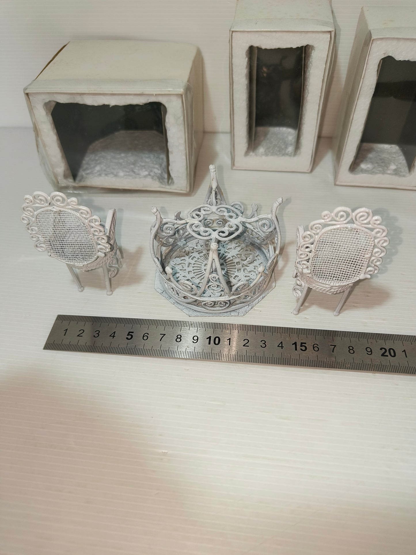 Mobili Casa Delle Bambole Scala 1:12, LEGGI