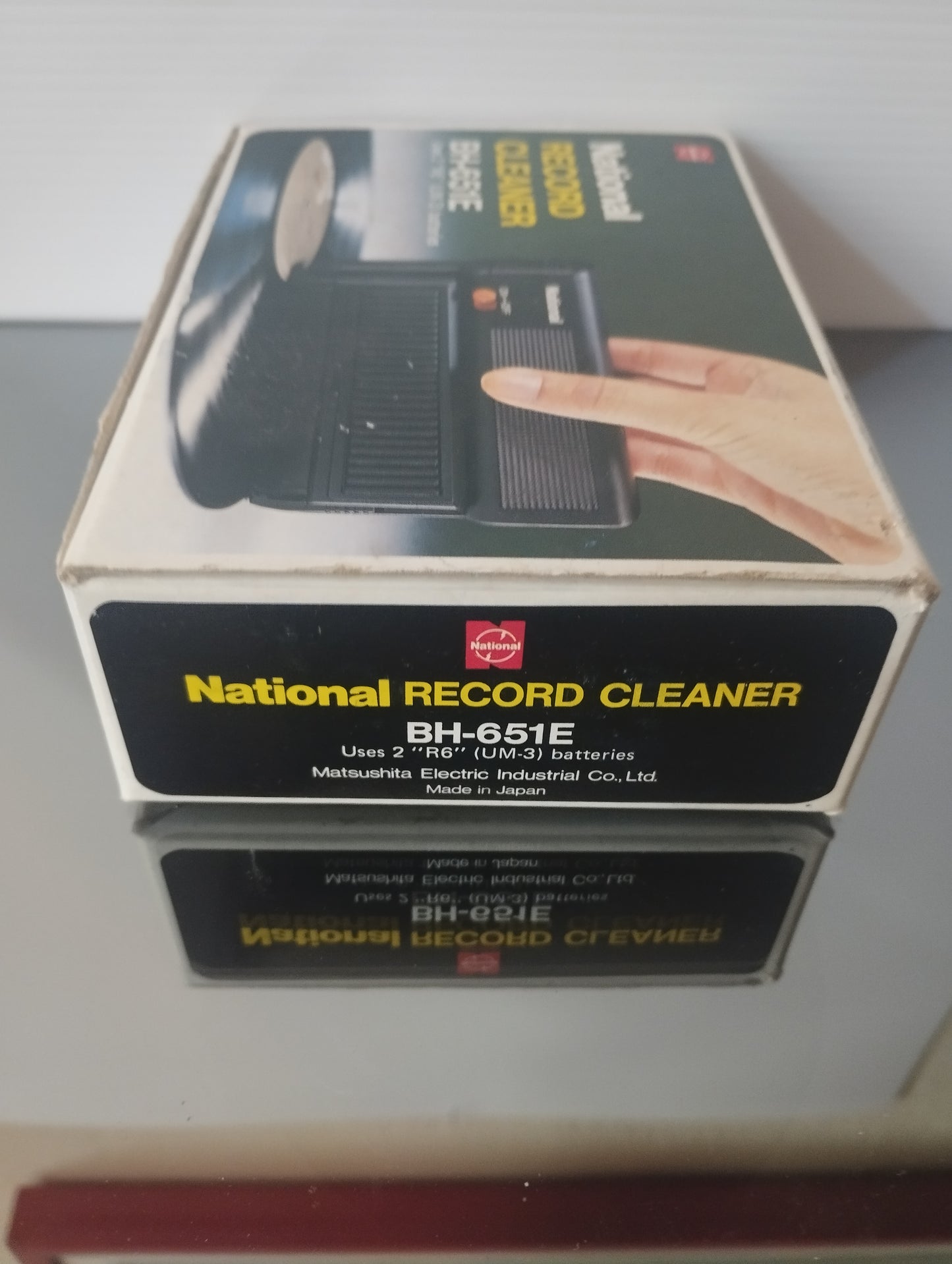 National Record Cleaner BH-651E
Made in Japan
