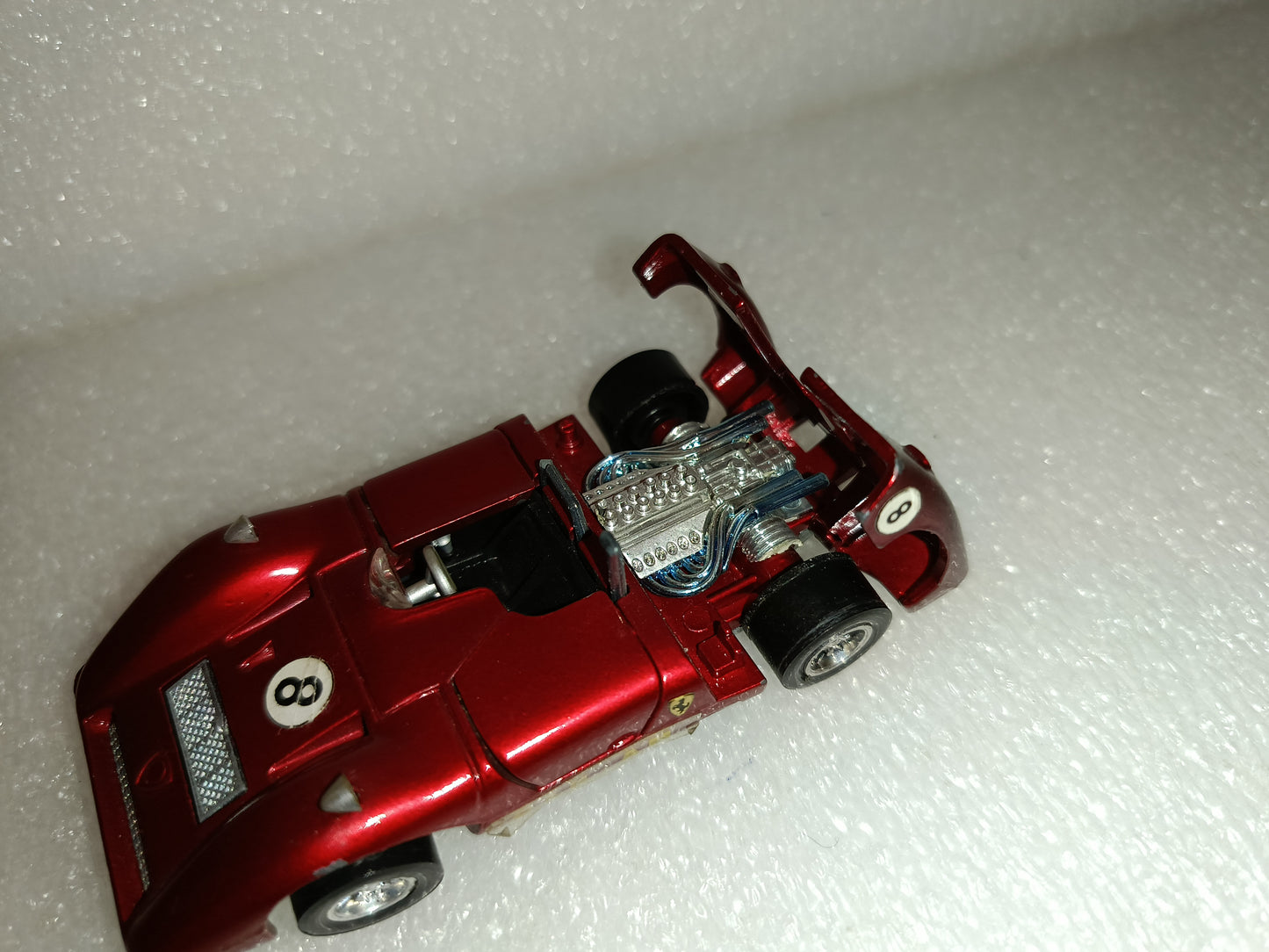 Ferrari Can Am Sputafuoco Hot Wheels Cod.6601
Scala 1:43