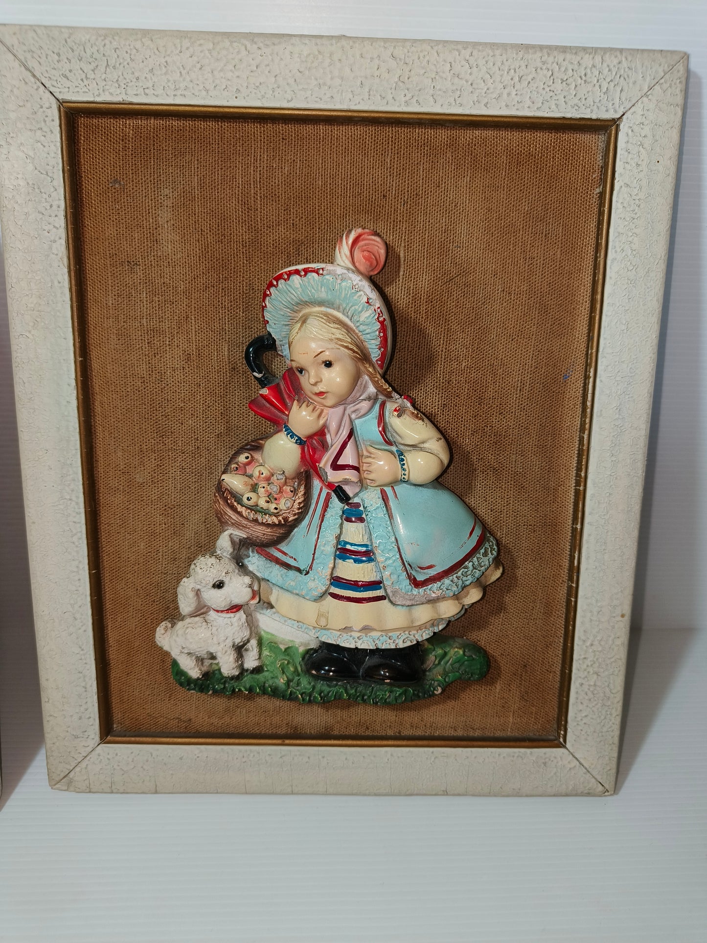 Personaggi in gesso Sarem con cornice anni 60, LEGGI BENE