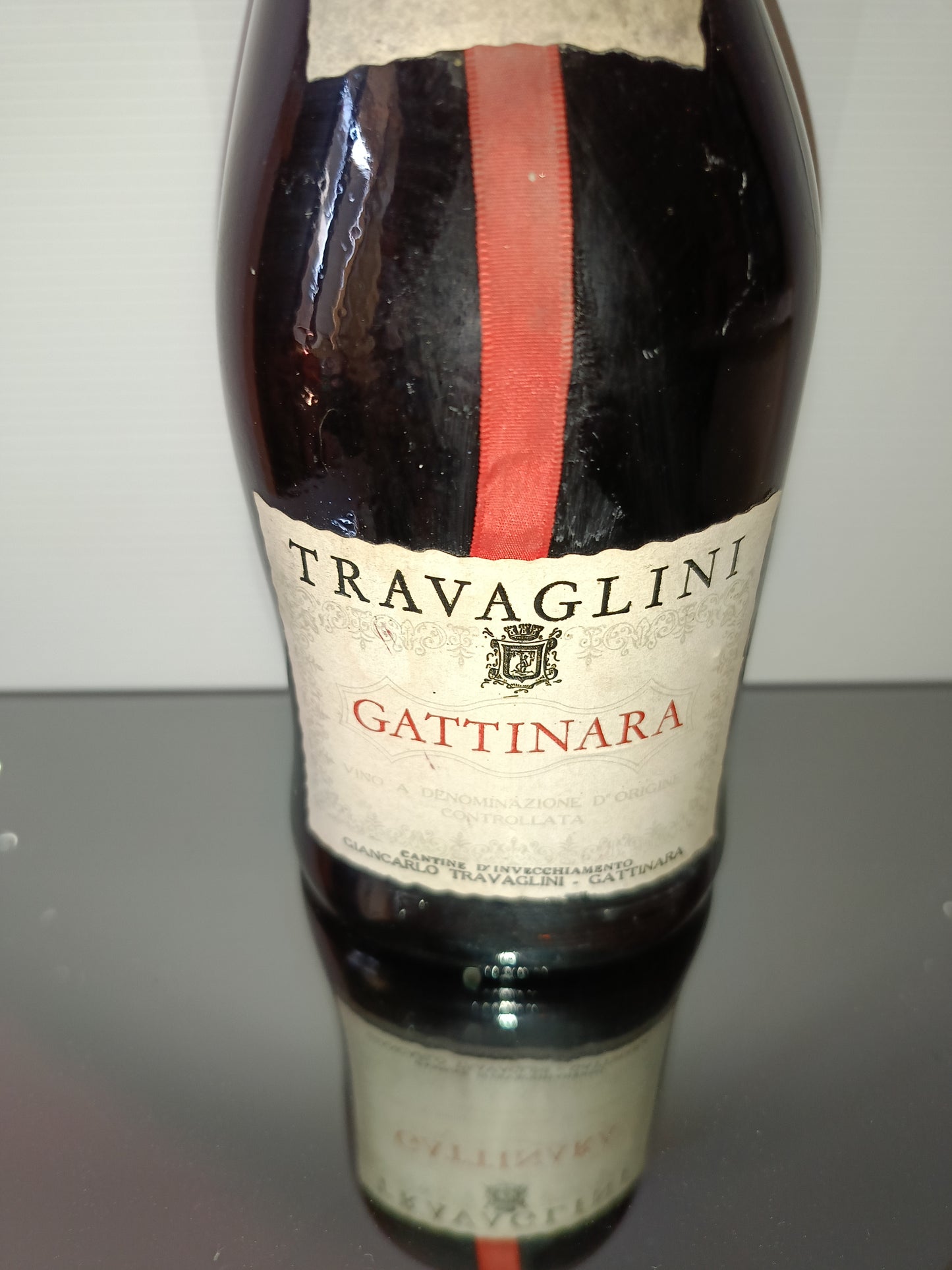 Bottiglia Vino Gattinara Travaglini Selezione 1964 Sigillata
Venduta per collezionismo non per il consumo.