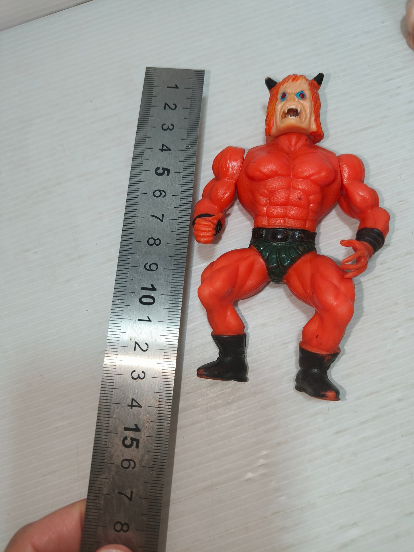 Muscle Galaxy Warriors, anni 80 LEGGI