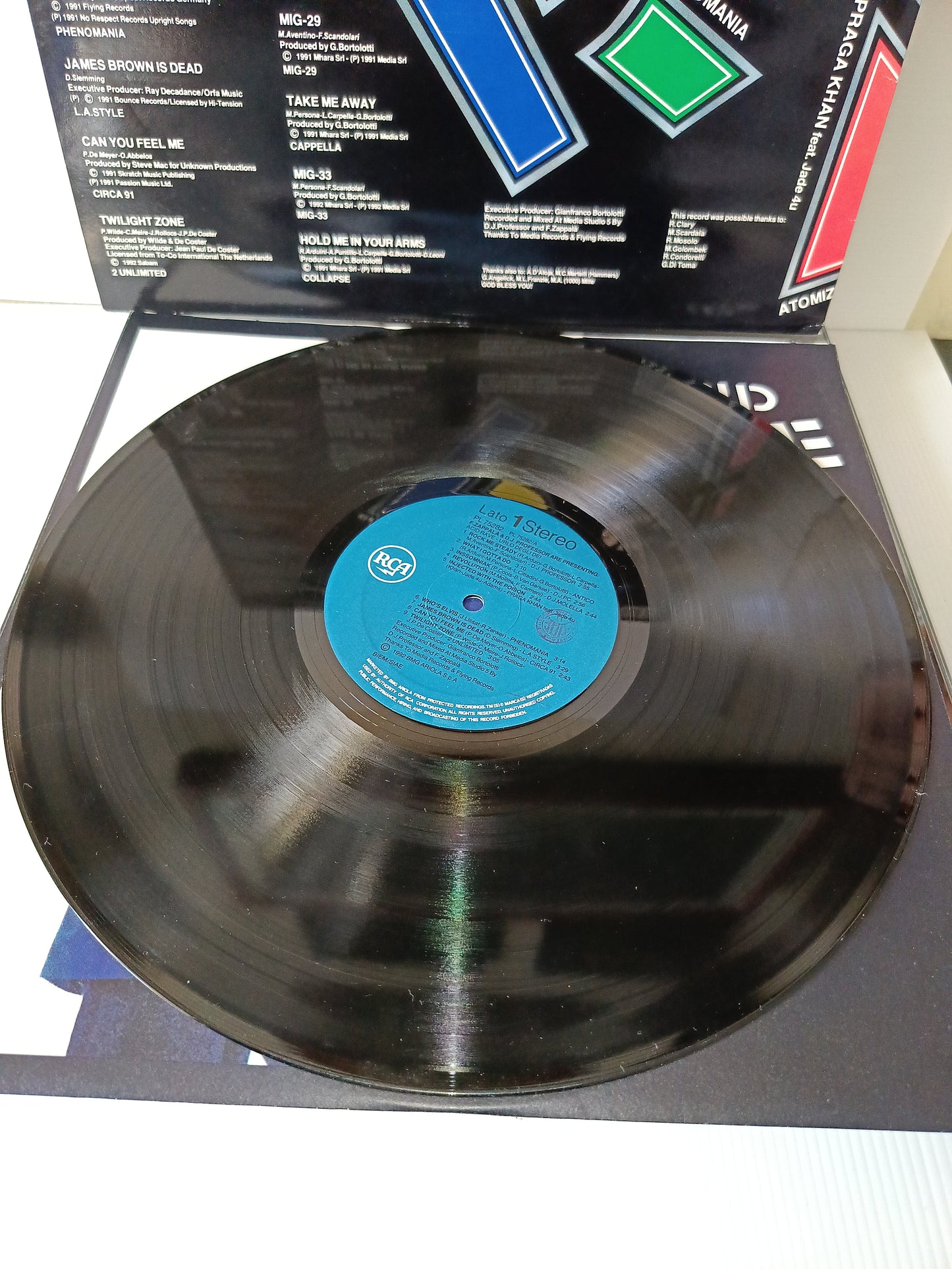 Acid Rave Urlo Degli Dei
D.J.Professor & Francesco Zappalà Lp Giri Edito nel 1992 da RCA Cod.PL75282