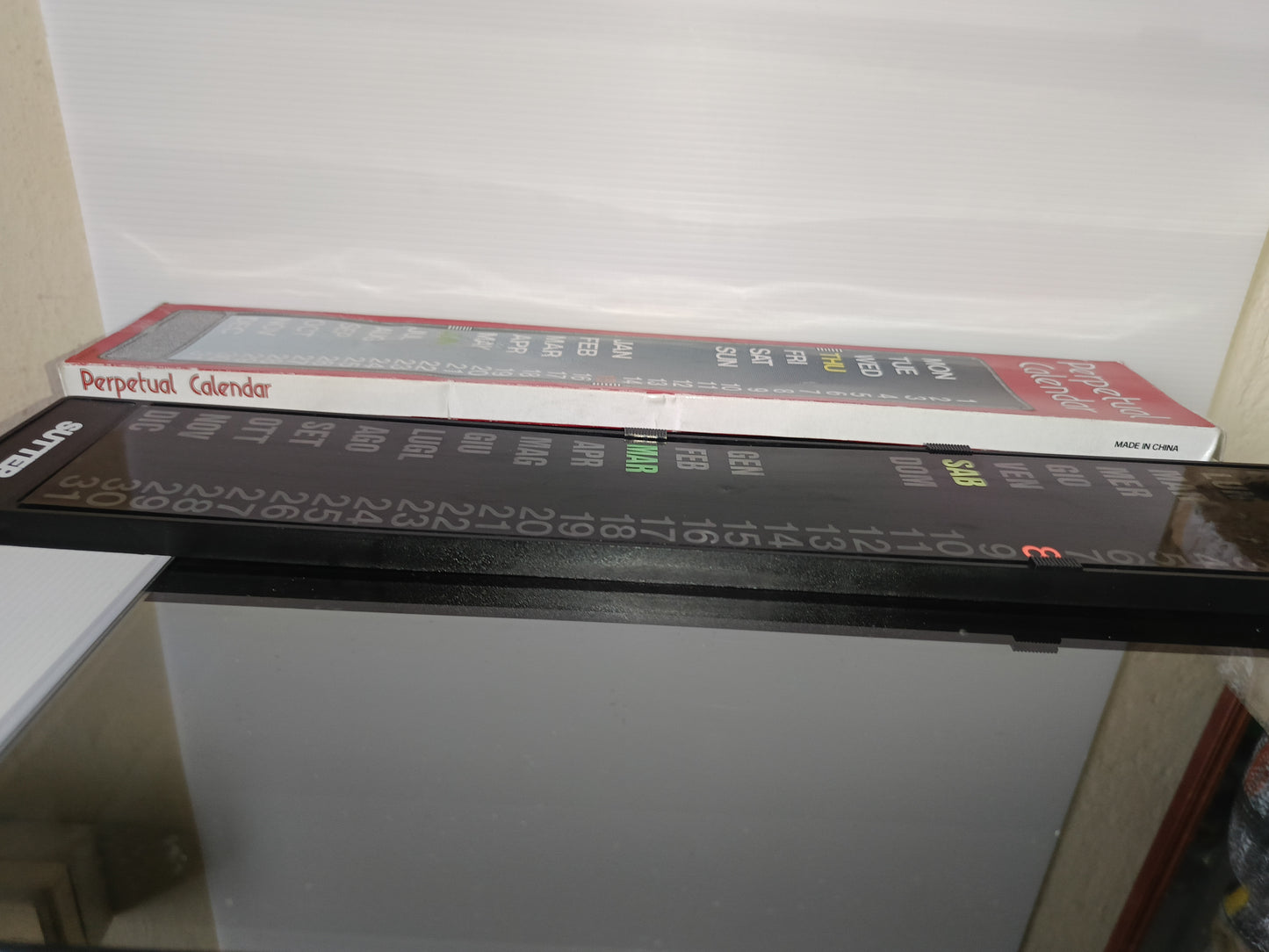 Calendario Perpetuo Sutter Vintage
in plastica