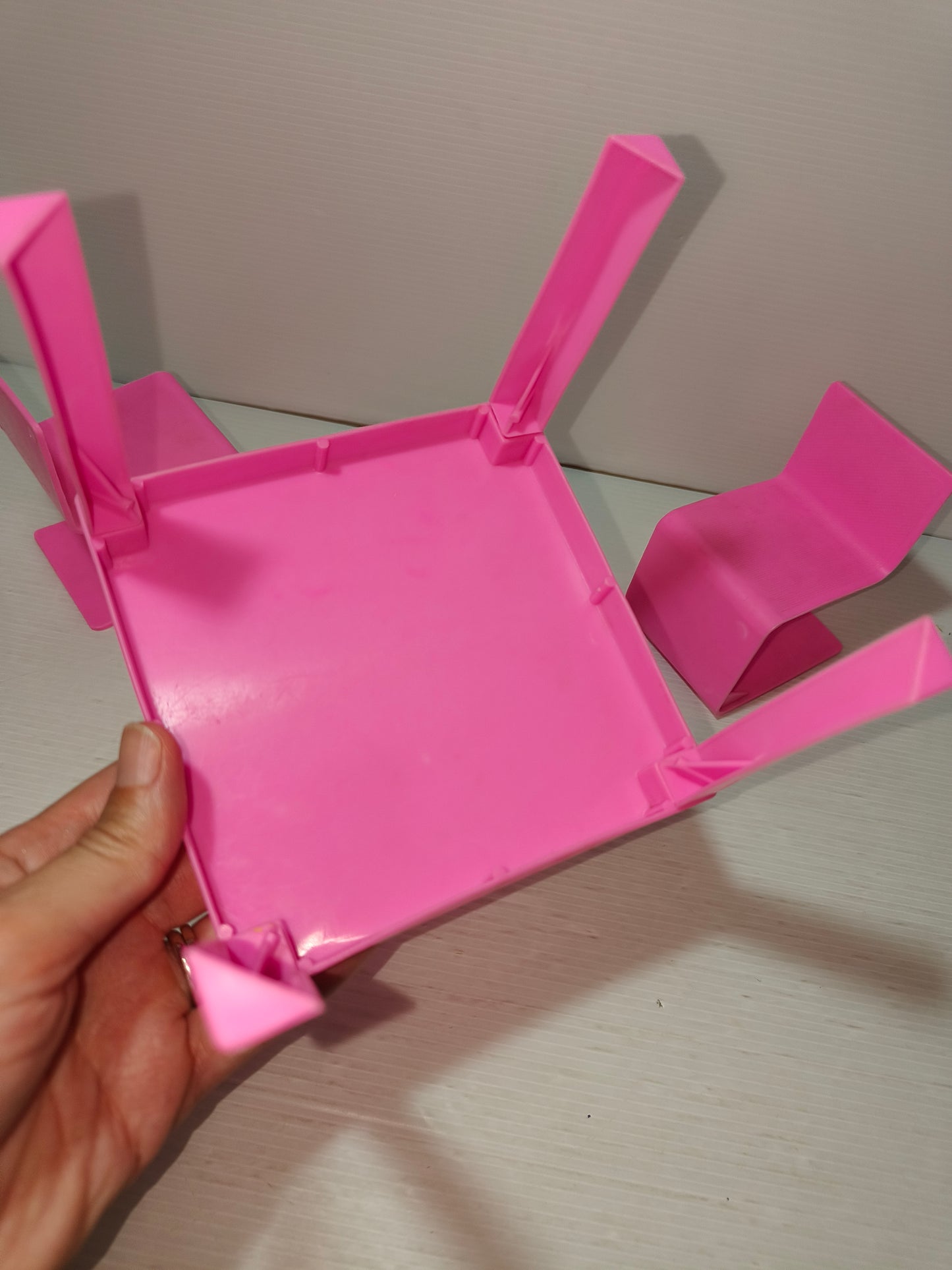 Set Tavolo E Sedie Casa Delle Barbie, anni 80 LEGGI