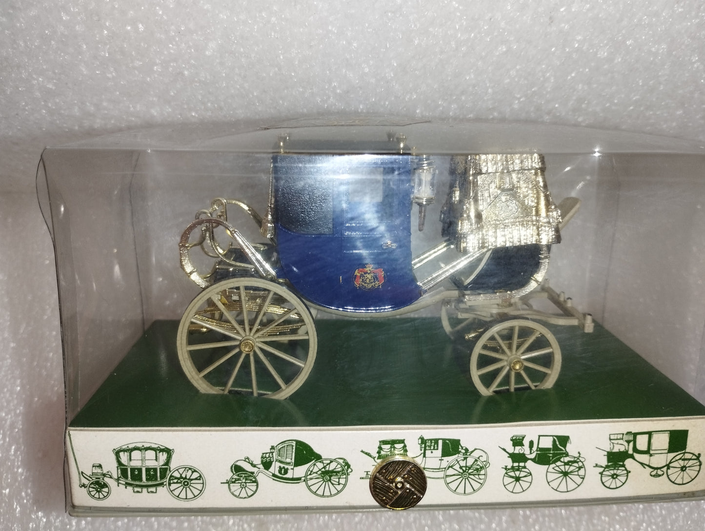 Carrozza Dress Chariot XIX Secolo
Prodotto da Brumm