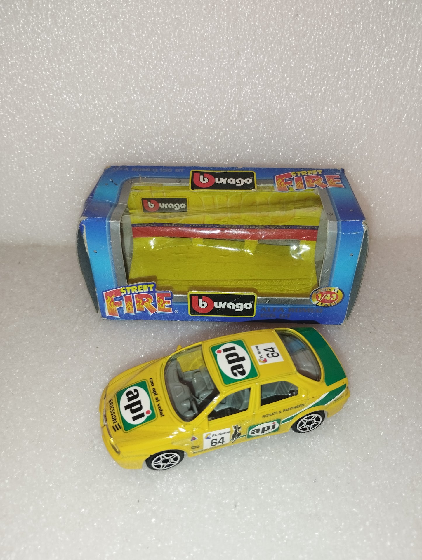 Alfa Romeo 156 GT Bburago
Scala 1:43
Serie Street Fire