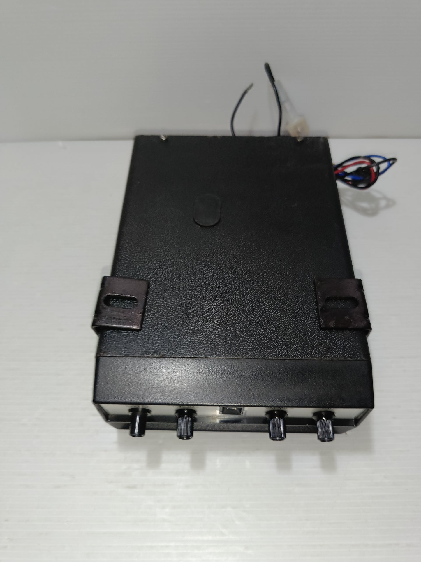 Motorola Lettore Stereo 8 Per Auto Non Testato
Modello TM213S1
Made in Japan