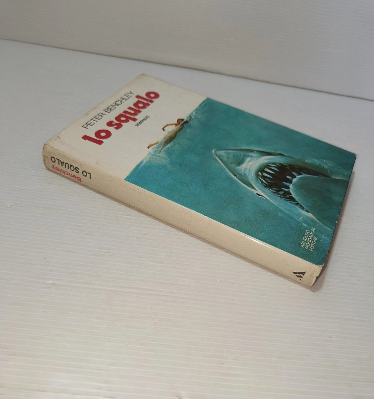 Libro Lo Squalo, P.Benchley LEGGI