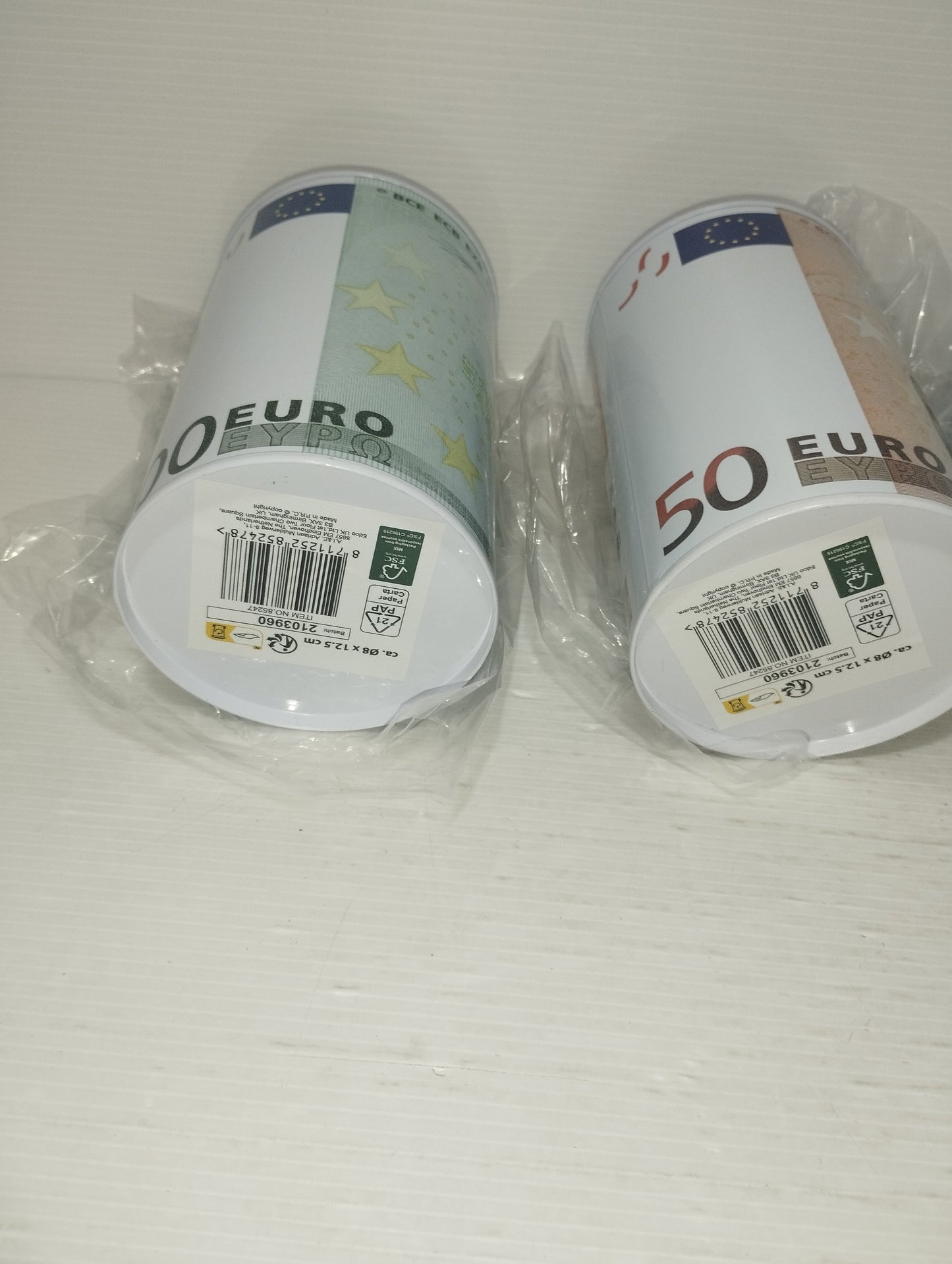 4 Salvadanai In Metallo Non Apribili Decorati Euro