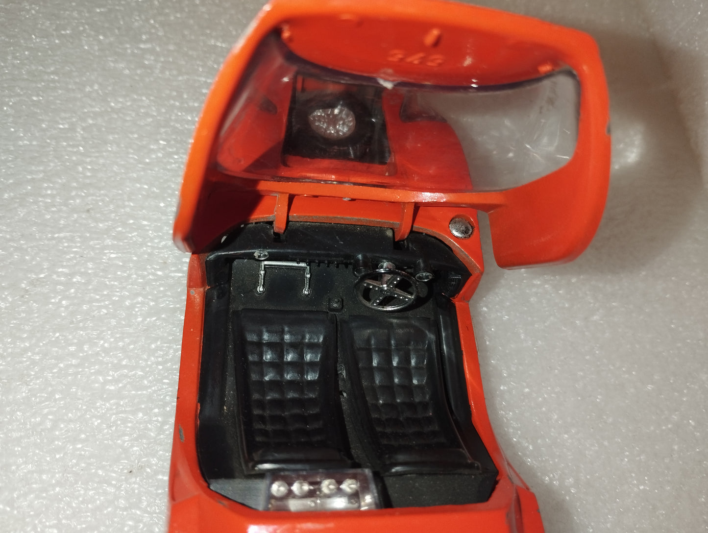 Osi Scarabeo 1600 Alfa Romeo
Politoys-M n.575
Scala 1:25