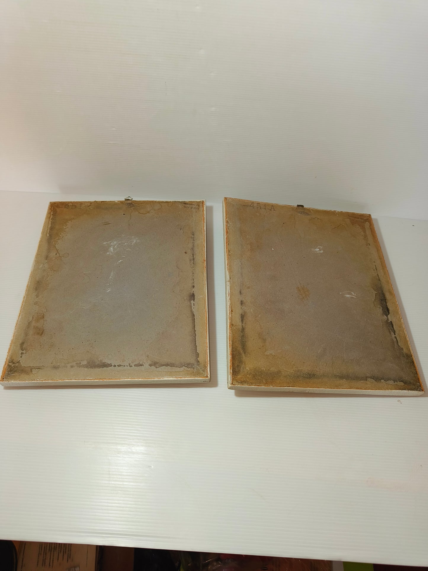 Personaggi in gesso Sarem con cornice anni 60, LEGGI BENE