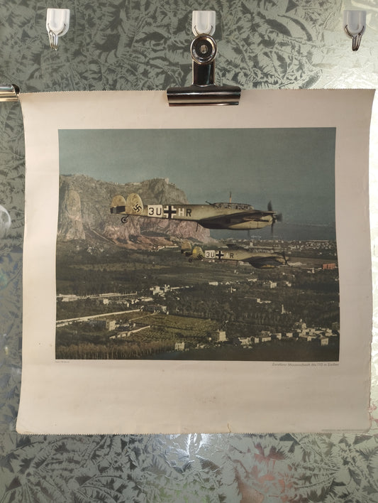 Rara Stampa Messerschmitt Me 110 in Sicilia
Da Calendario della  Luftwaffe 1942