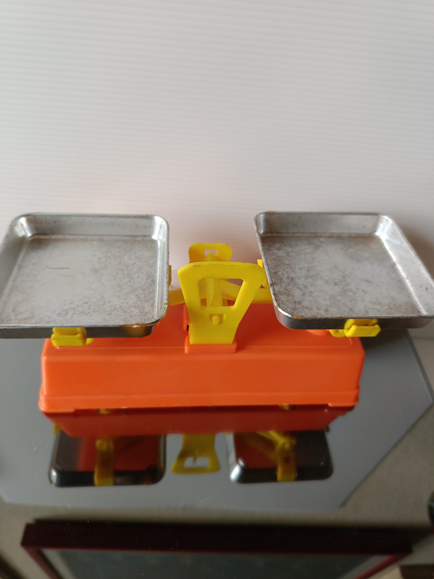 Bilancia Giocattolo In Plastica CO-MA Anni 70