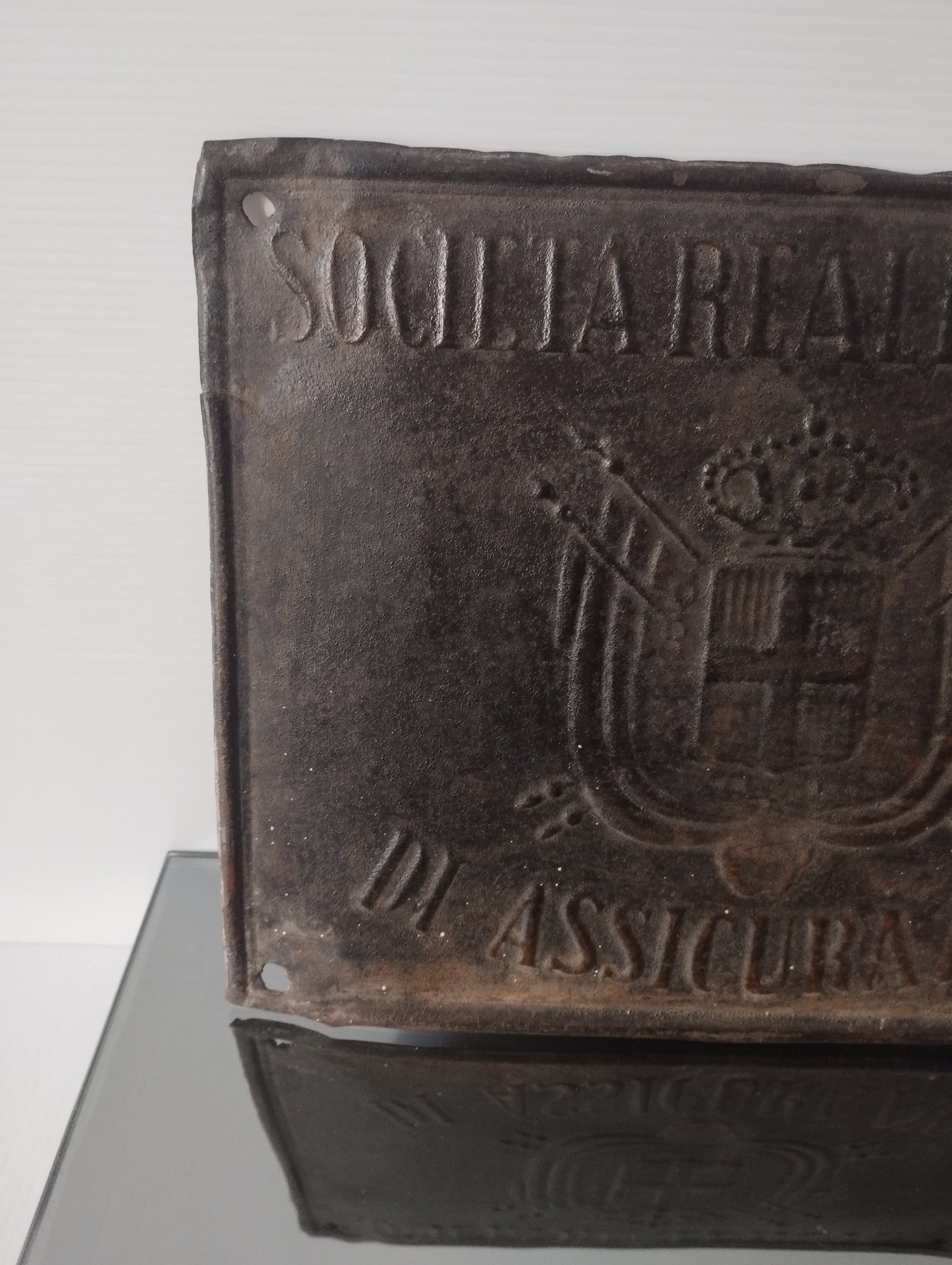 Antica Targa Società Reale Mutua Di Assicurazioni In Metallo
Misure 26 x 20,5