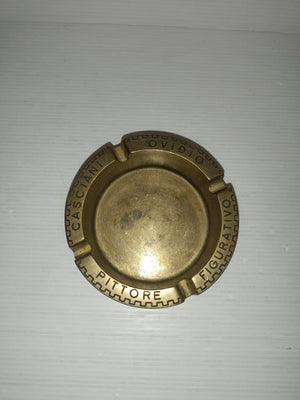 Posacenere In Ottone Con Scritte Sul Bordo

Vintage