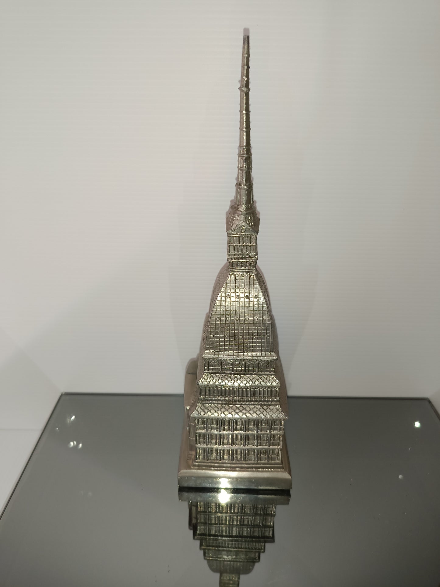 Souvenir Mole Antonelliana Torino Con Termometro In Metallo
Vintage