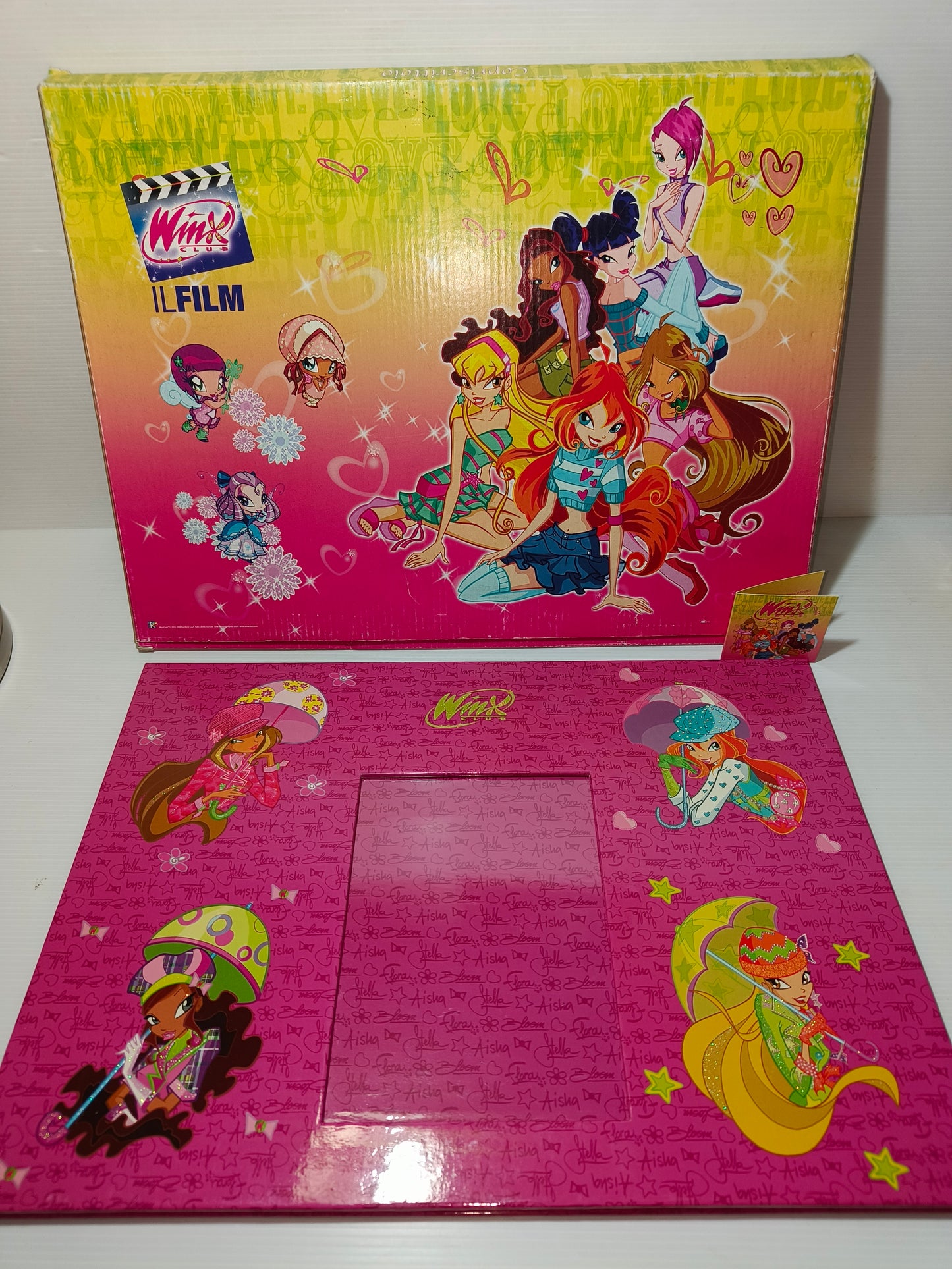 Copriscrittoio Winx in cartone