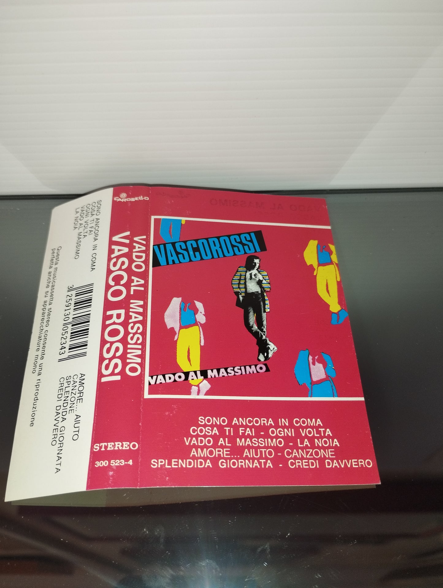 Vado Al Massimo Vasco Rossi Musicassetta
Edita nel 1982 da Carosello cod.300 523-4