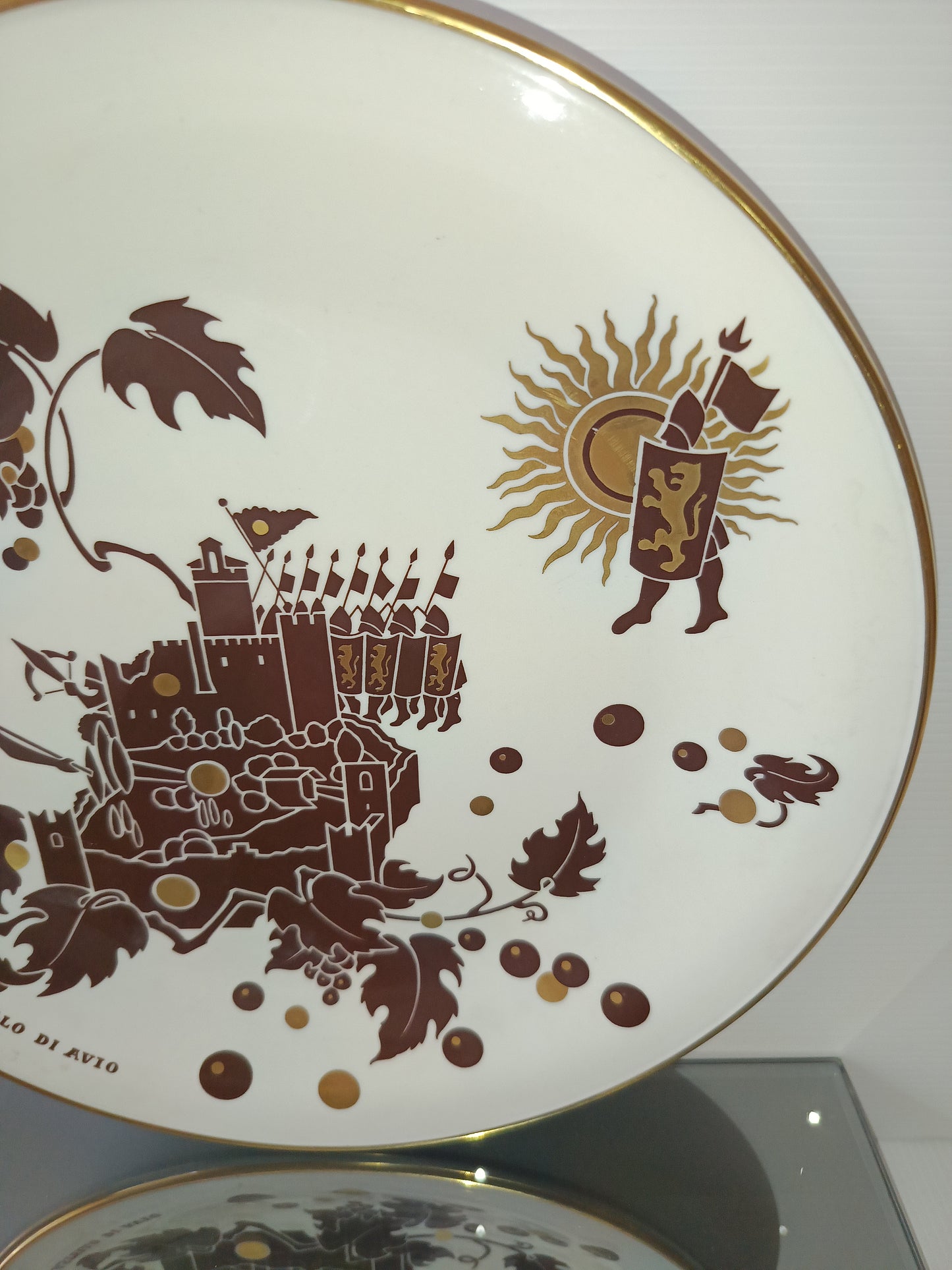 Piatto Porcellana Castello Di Avio - per il FAI A.Brusa
Tiratura limitata a 300 esemplari in vendita il N. 8/300