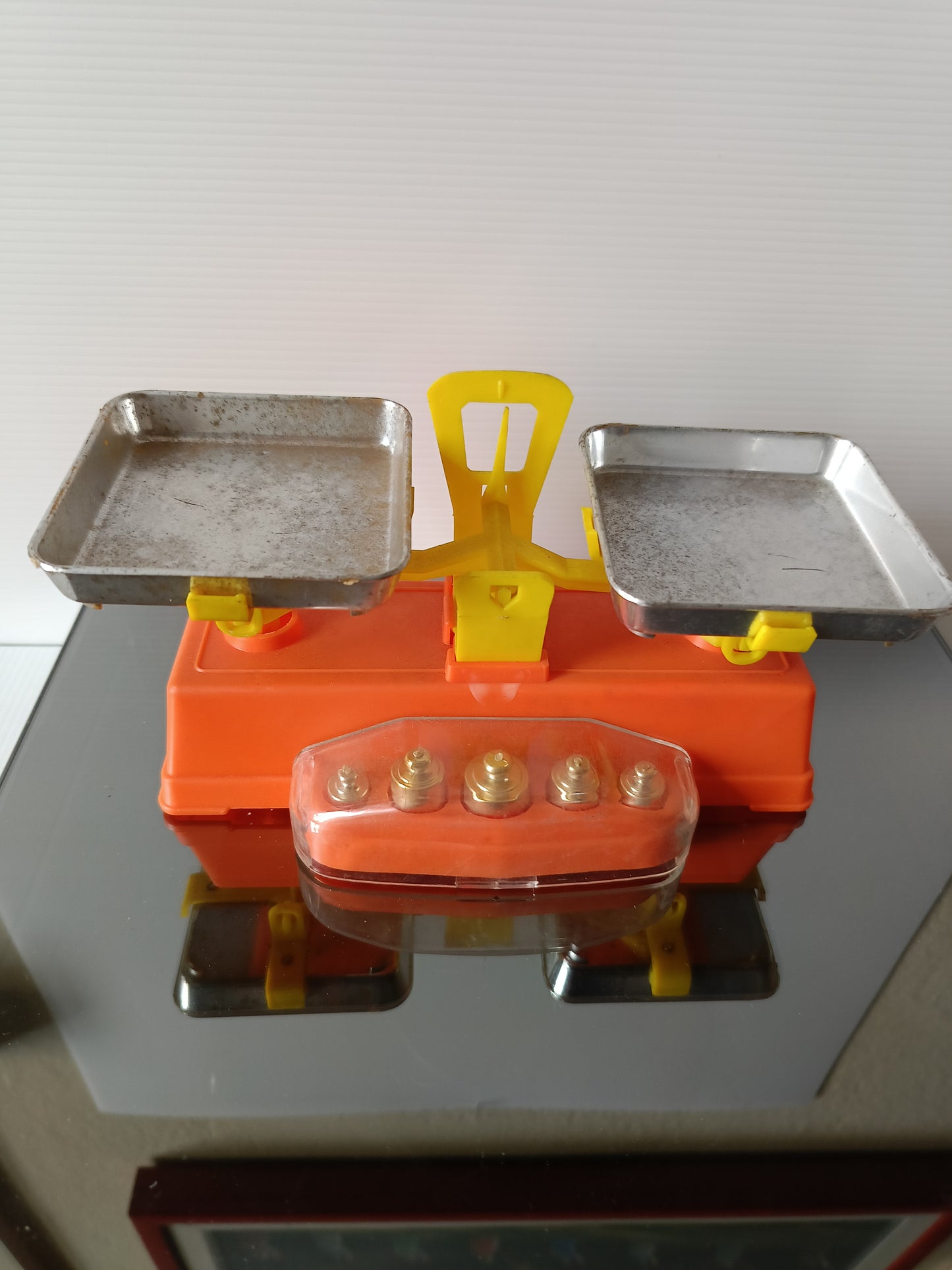 Bilancia Giocattolo In Plastica CO-MA Anni 70