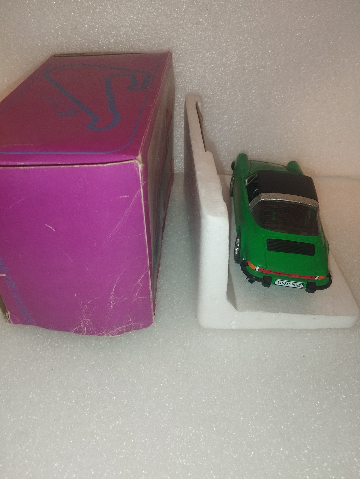 Porsche 911s Scala 1:25
Mebetoys art.8573