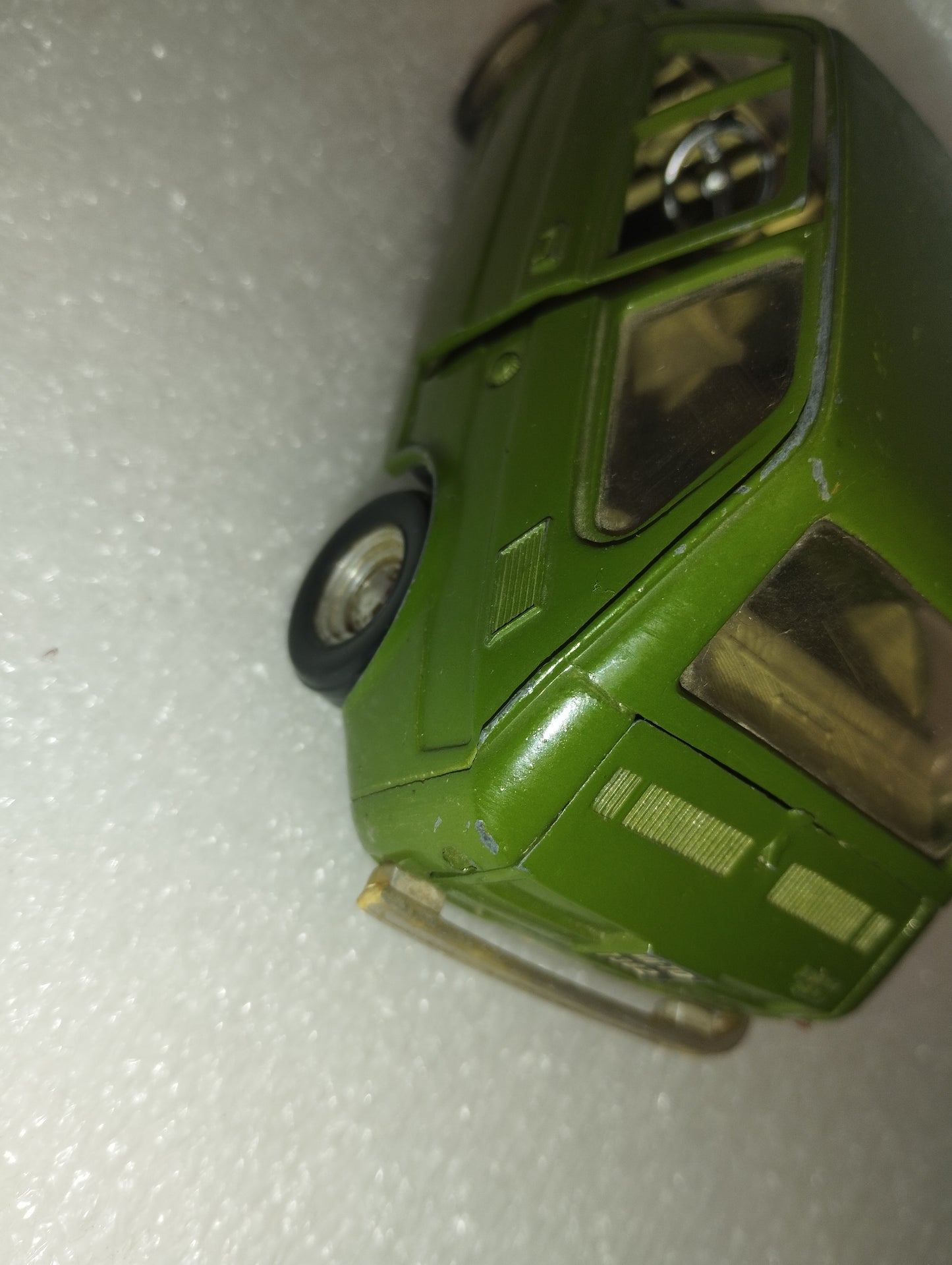 Fiat 126 Politoys
Scala 1:25
Made in Italy
Cod.S17 da restaurare