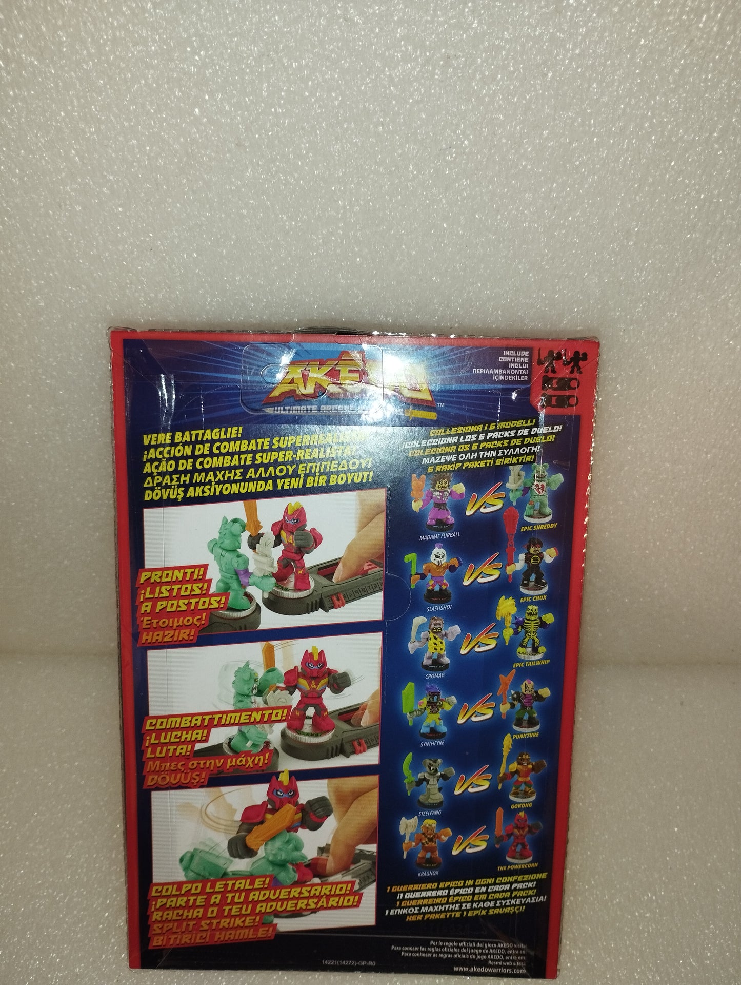 Akedo Steelfang vs Epic Gokong
Giochi Preziosi
