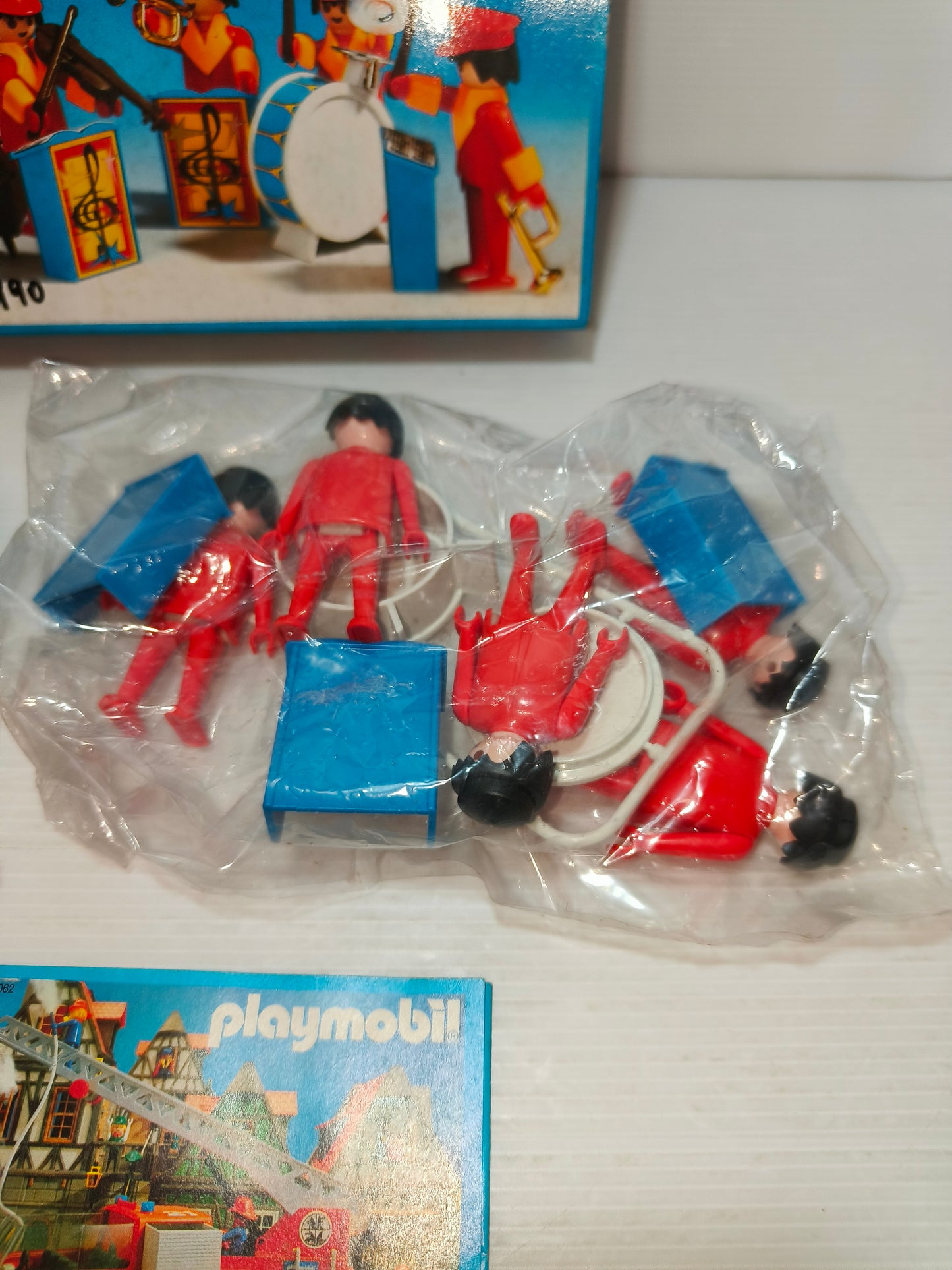 Playmobil n. 3511, LEGGI
