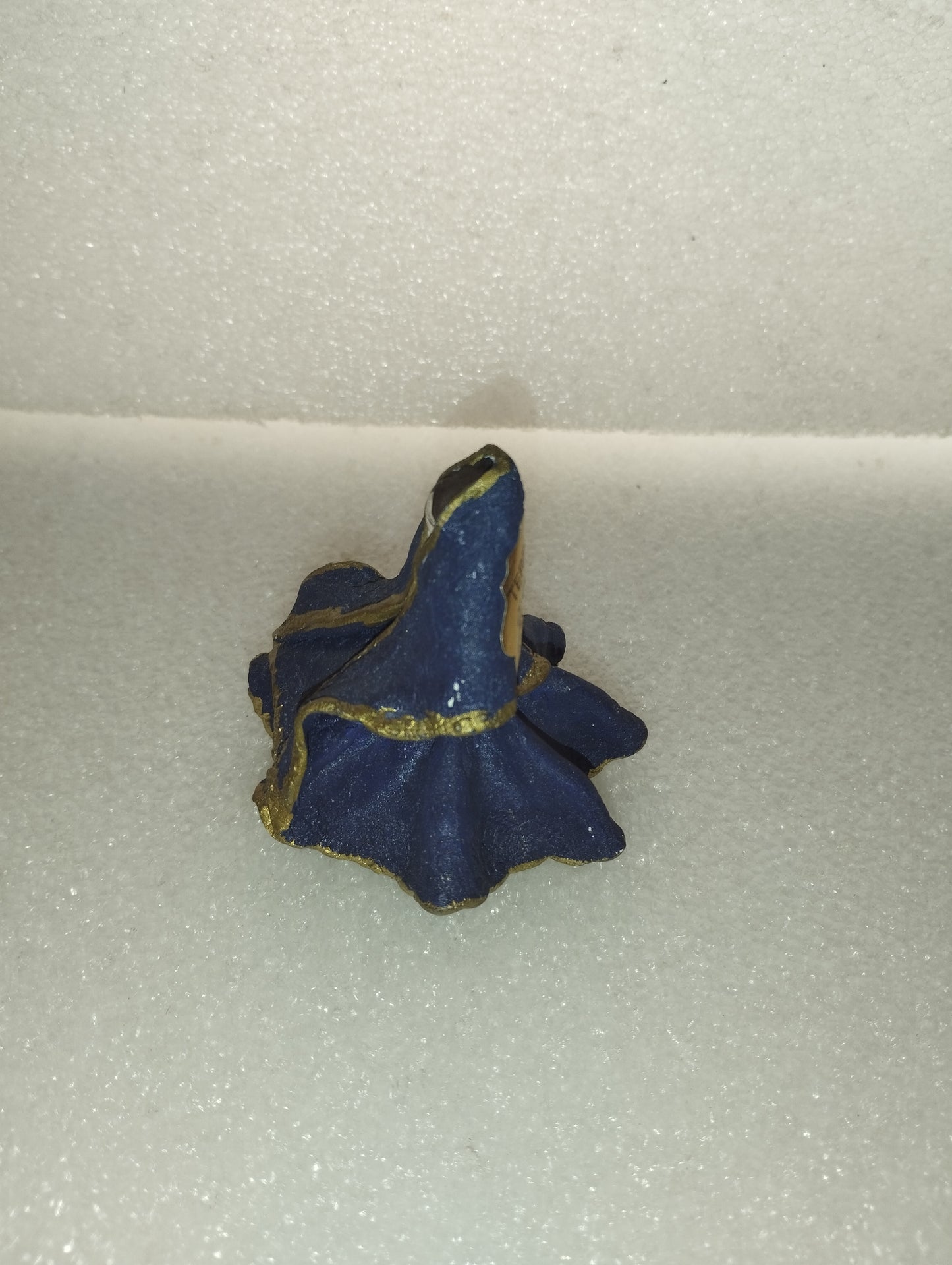 Statuina Arte Sarda Barumini Cuccu P.
In Ceramica