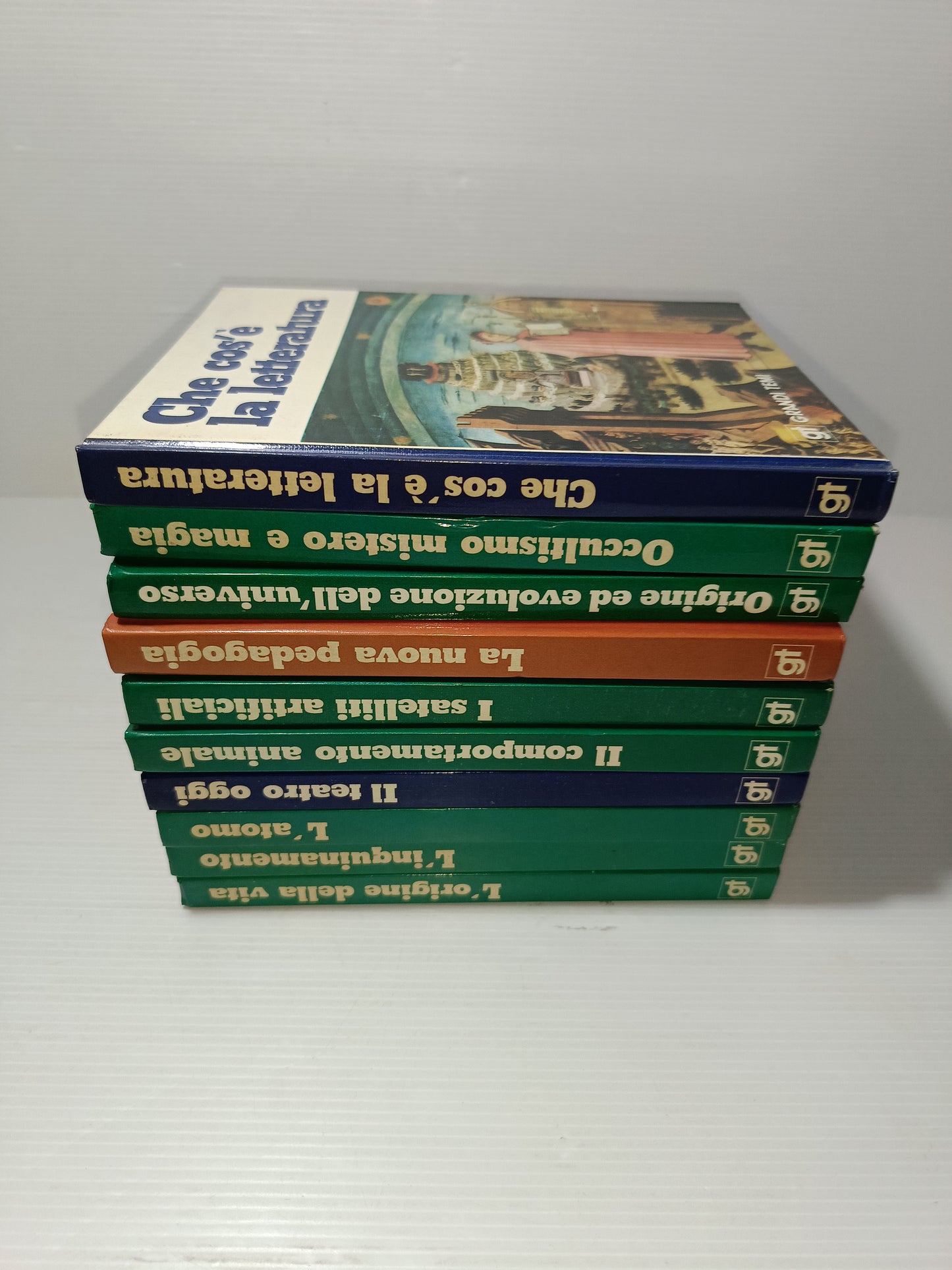 10 Volumi Grandi Temi De Agostini Anni 70