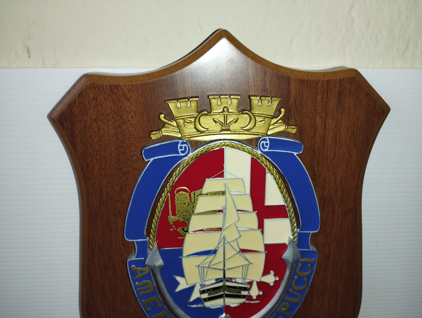 Stemma Amerigo Vespucci In Metallo Smaltato e Legno