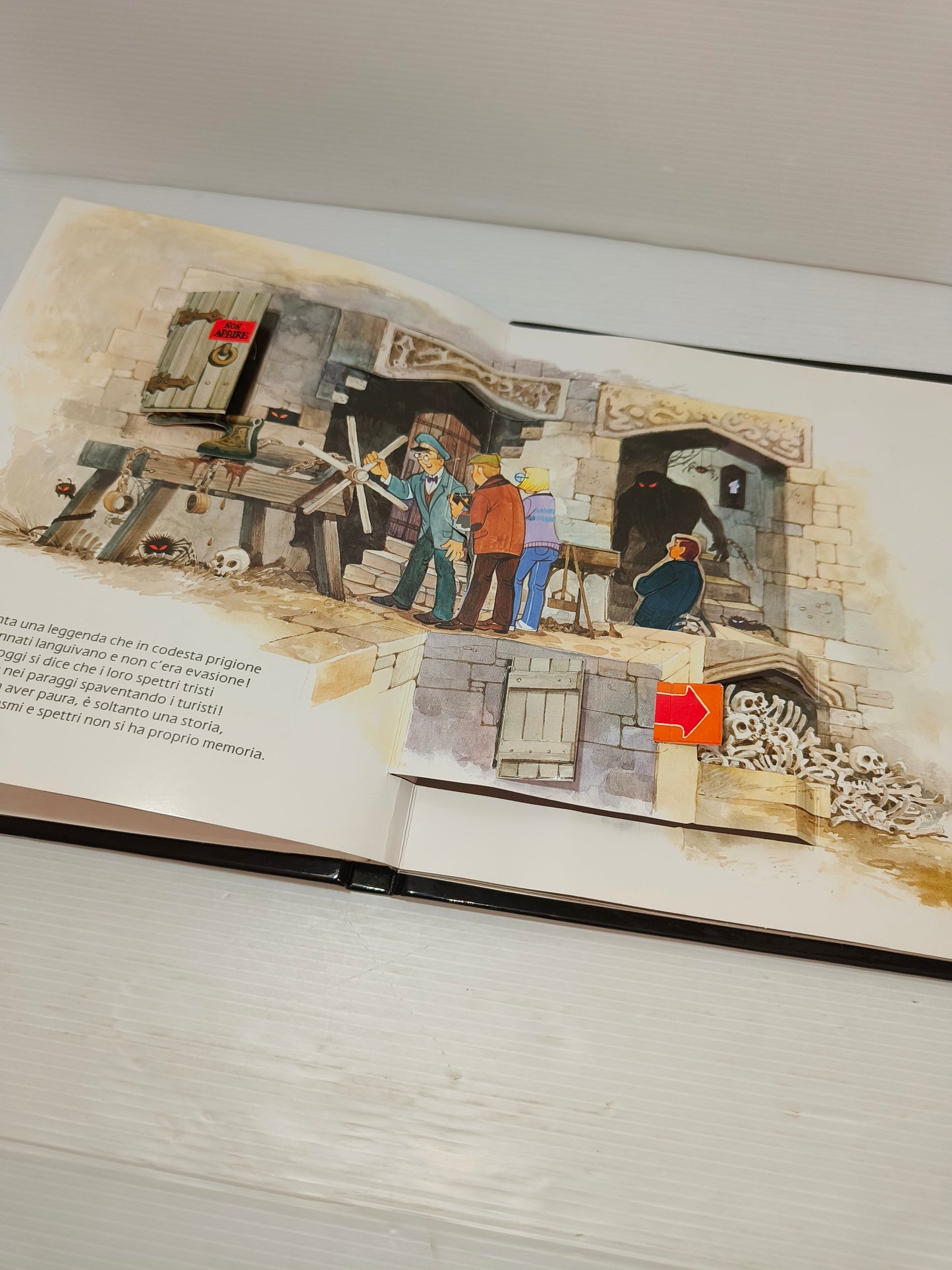 Libro I Fantasmi Del Castello Incantato, 1994 LEGGI