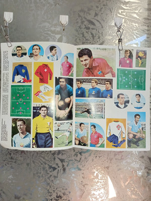 Inserto Figurine Coppa Del Mondo 1966 da  Rivista Epoca Anni 60