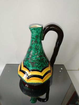 Descriptive image text