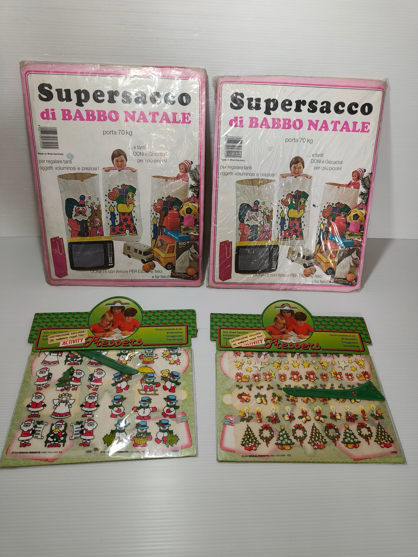 Lotto natalizio Sacchi e decalcomanie anni 80, LEGGI