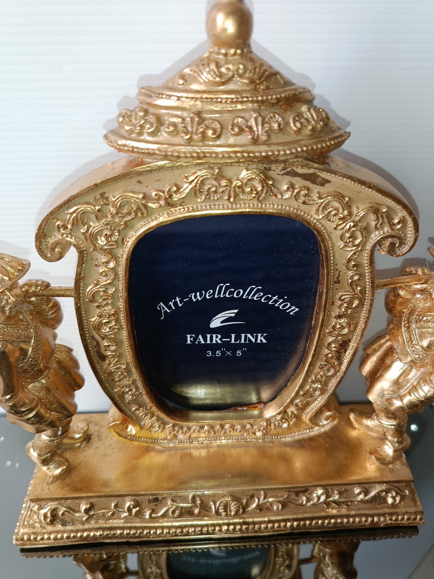 Portafoto Decorativo Stile Orientale In Resina Dorata