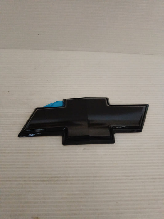 Logo Fregio Chevrolet In Plastica

Con adesivo